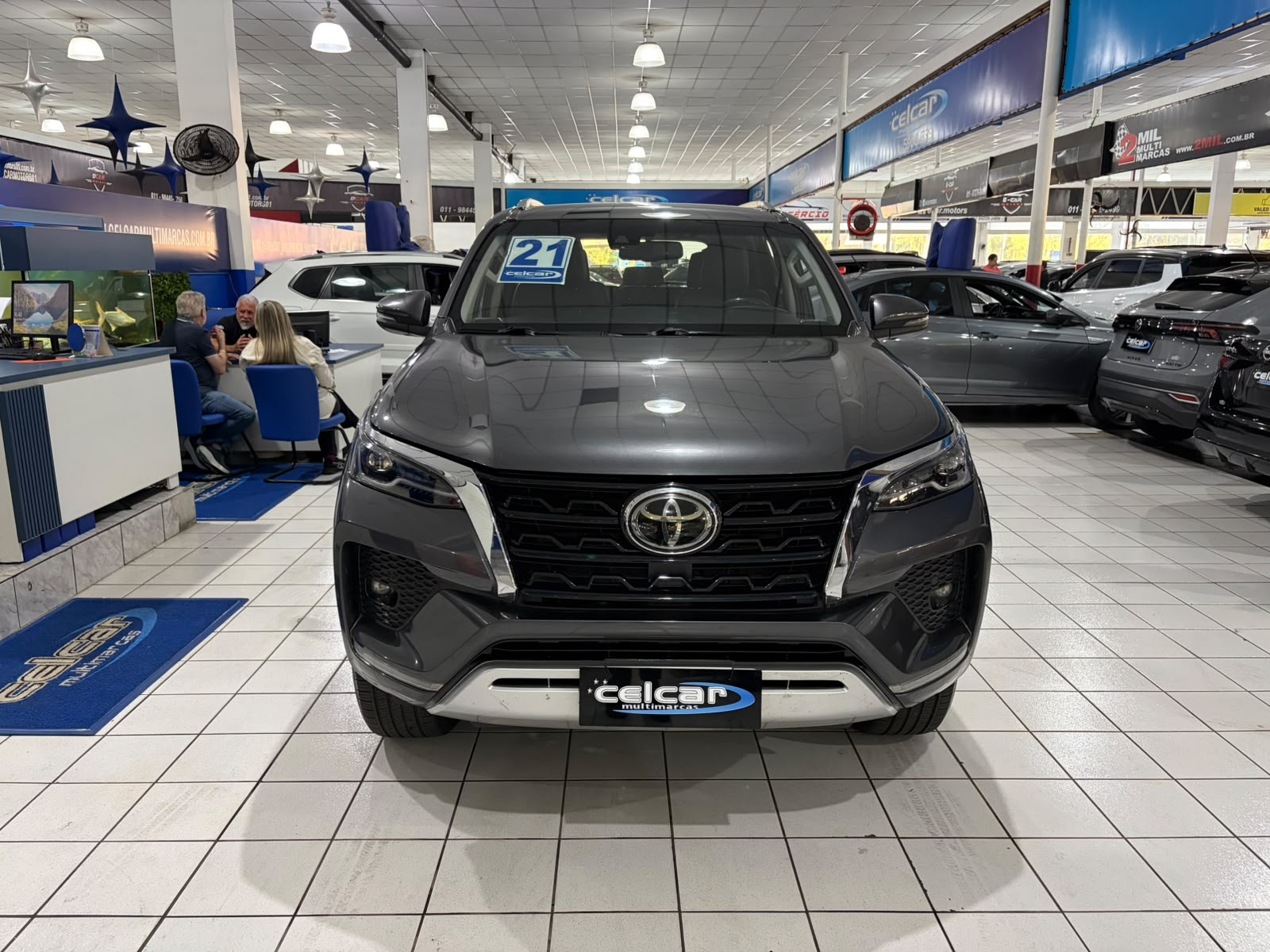 TOYOTA HILUX SW4