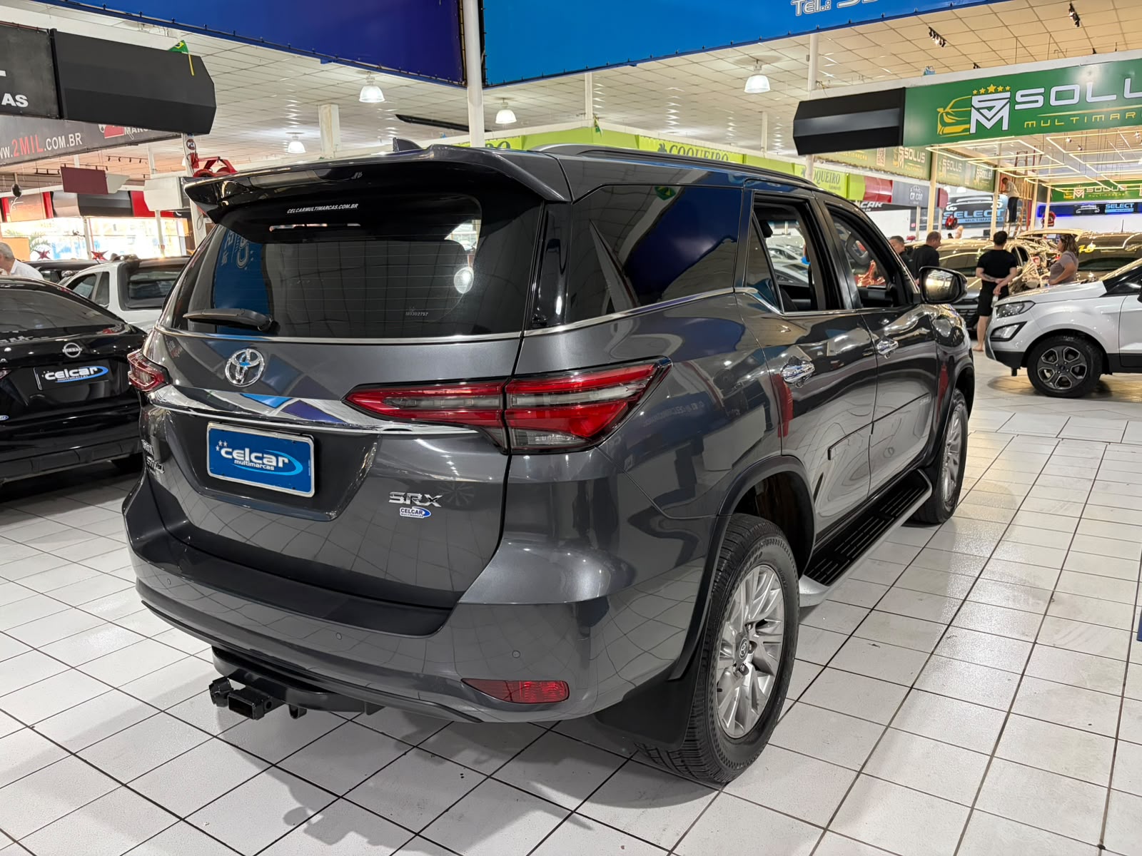 TOYOTA HILUX SW4