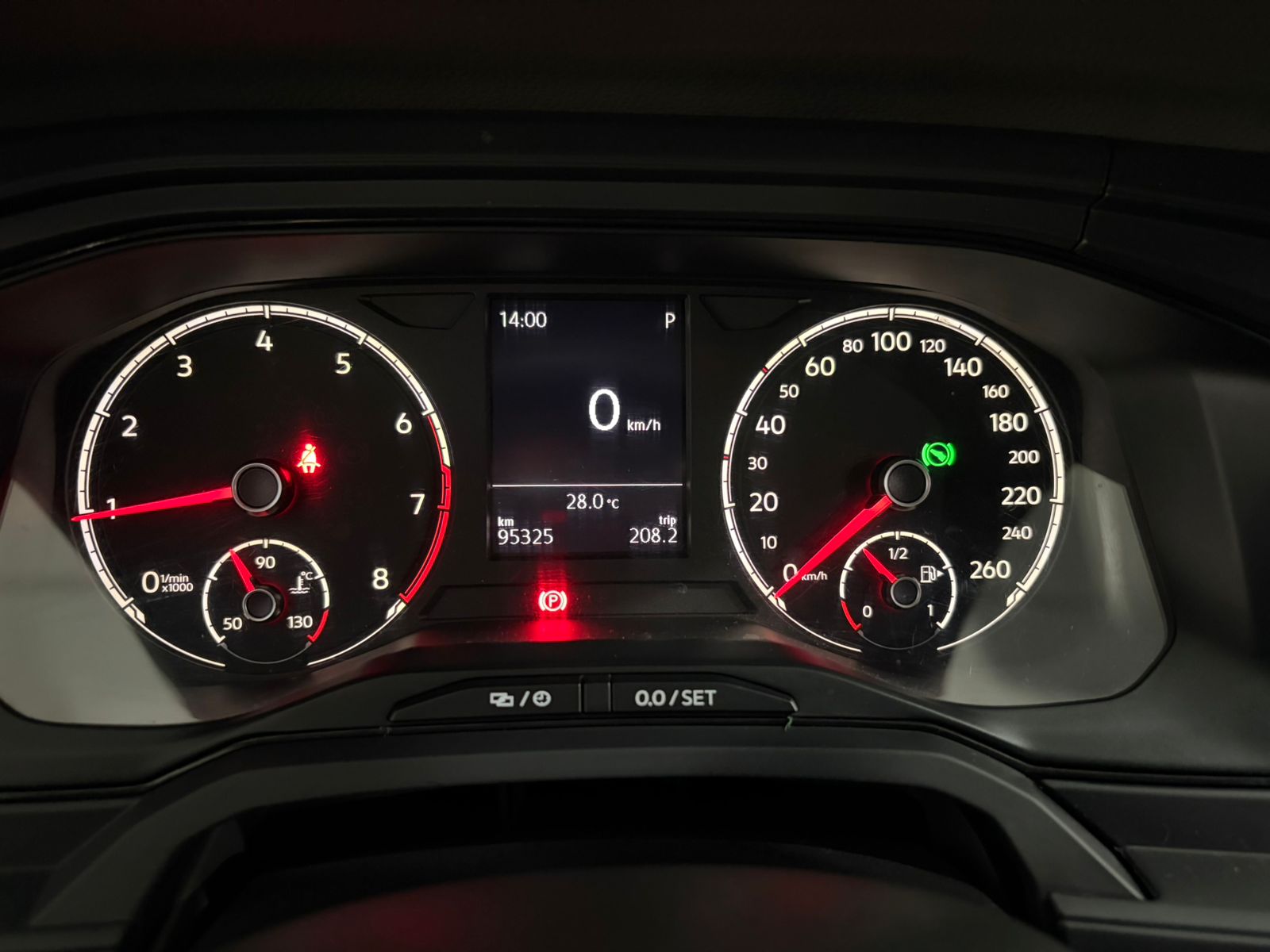 VOLKSWAGEN POLO