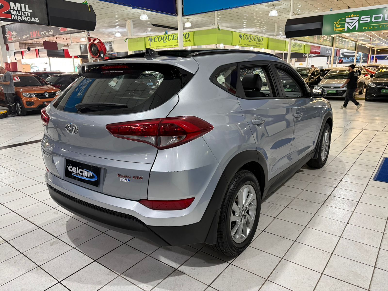 HYUNDAI TUCSON
