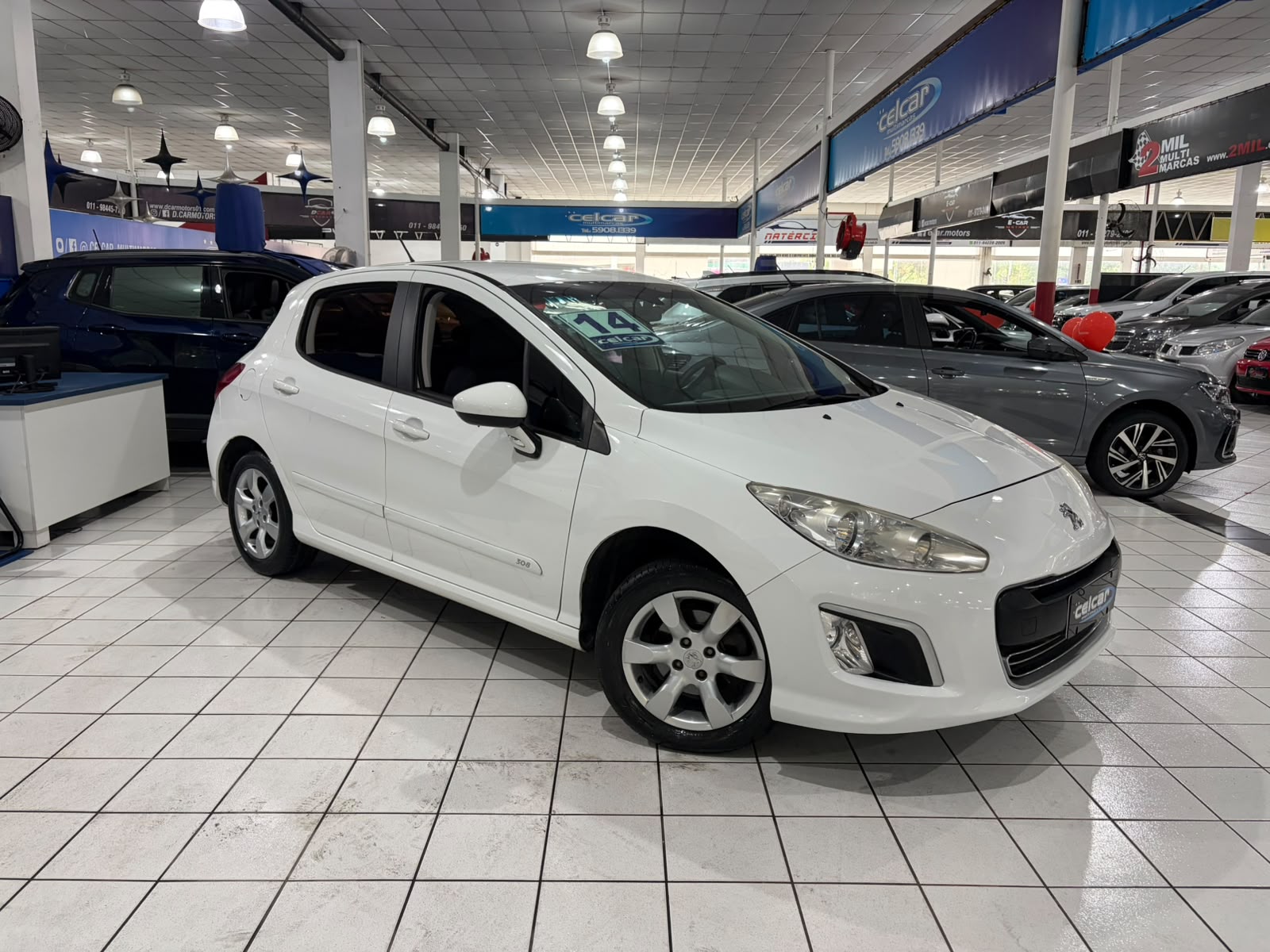 PEUGEOT 308
