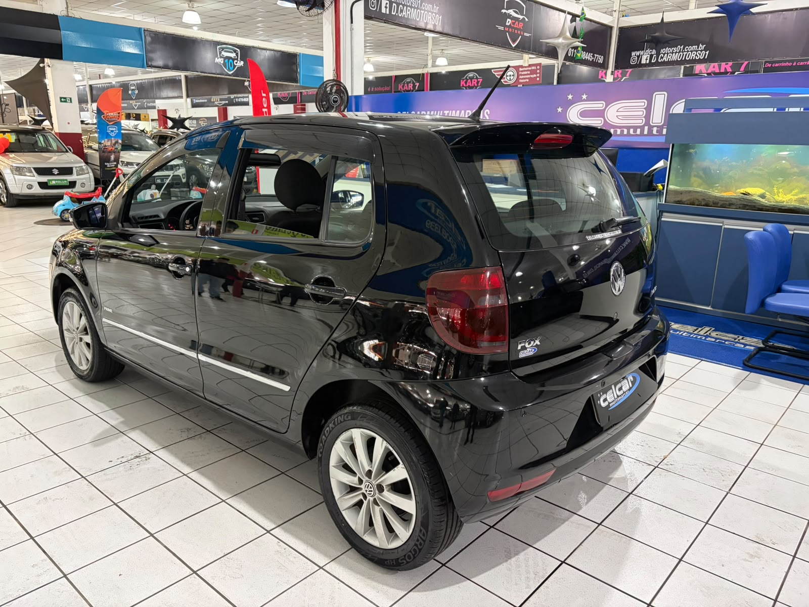 VOLKSWAGEN FOX
