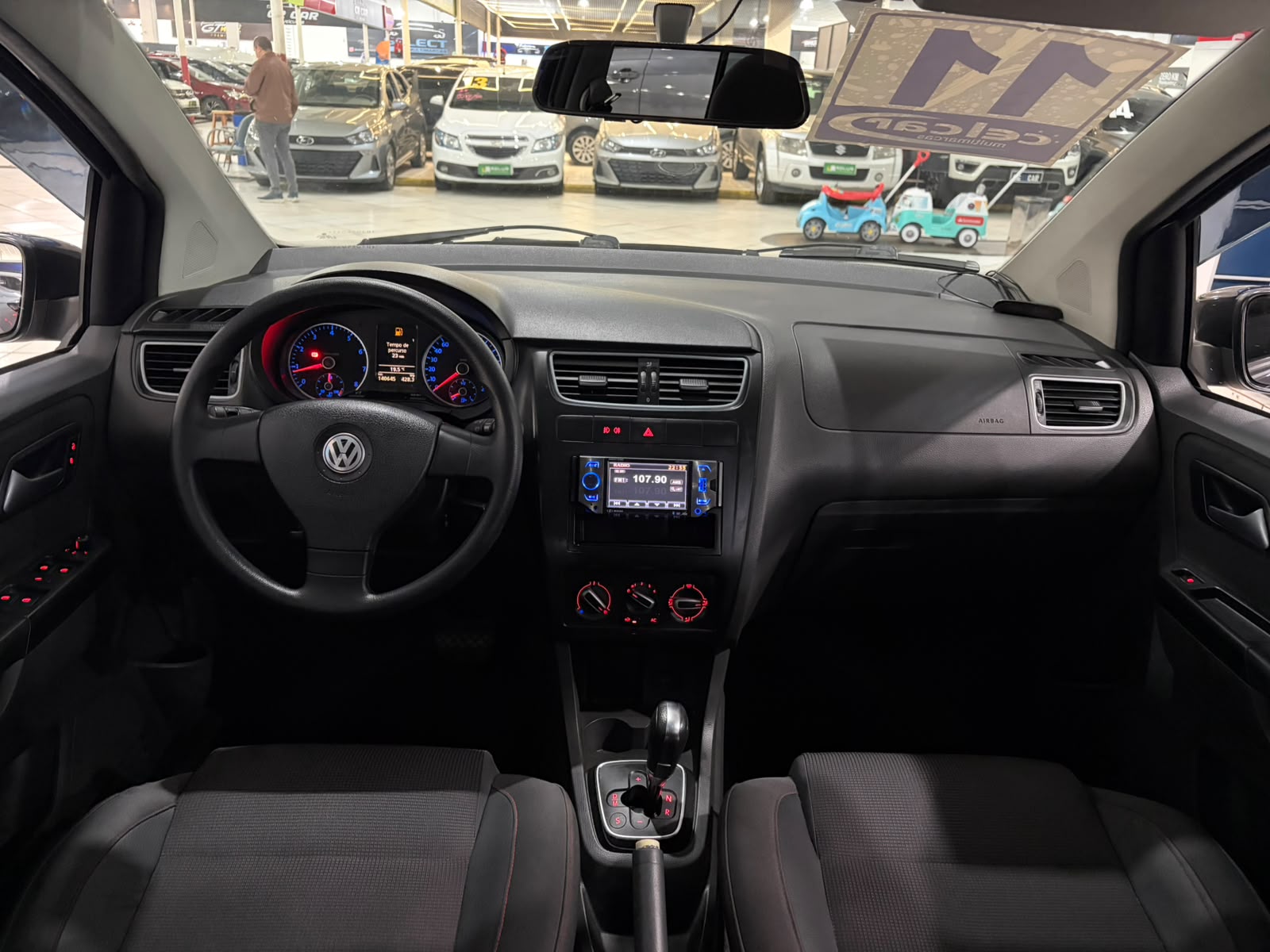 VOLKSWAGEN FOX