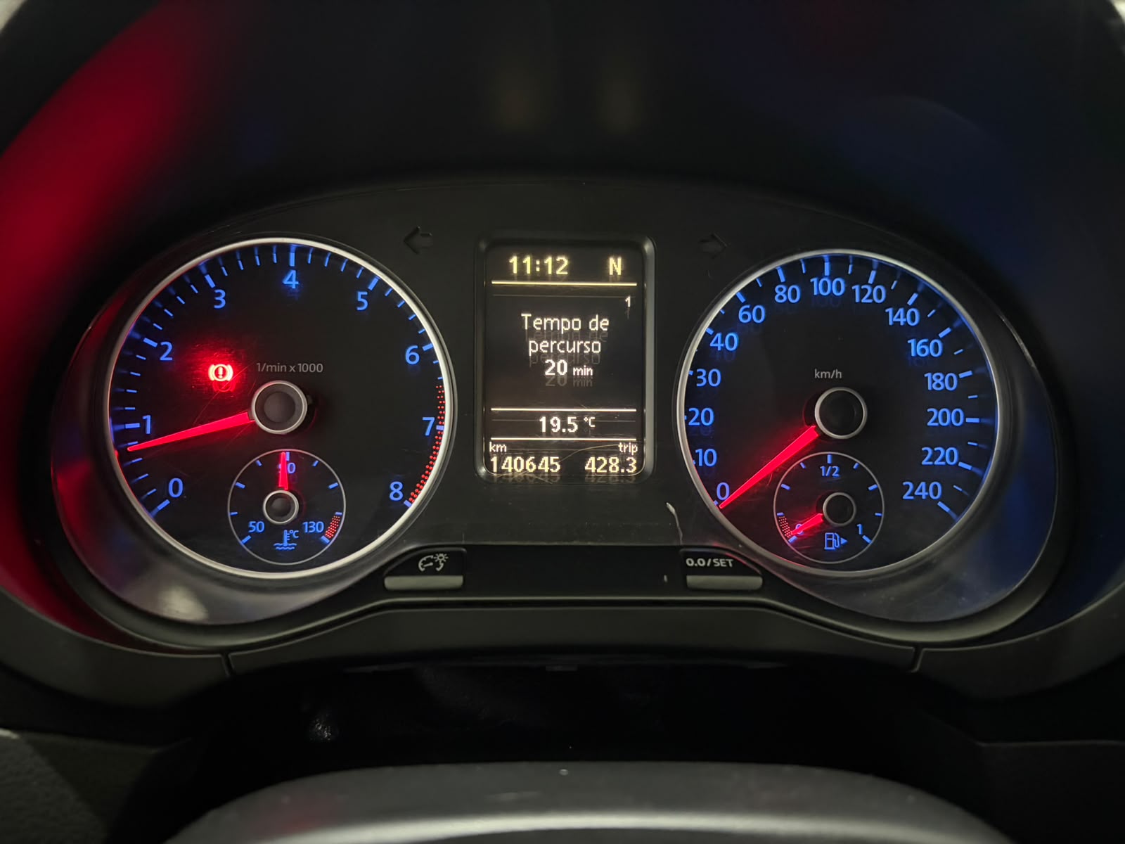 VOLKSWAGEN FOX