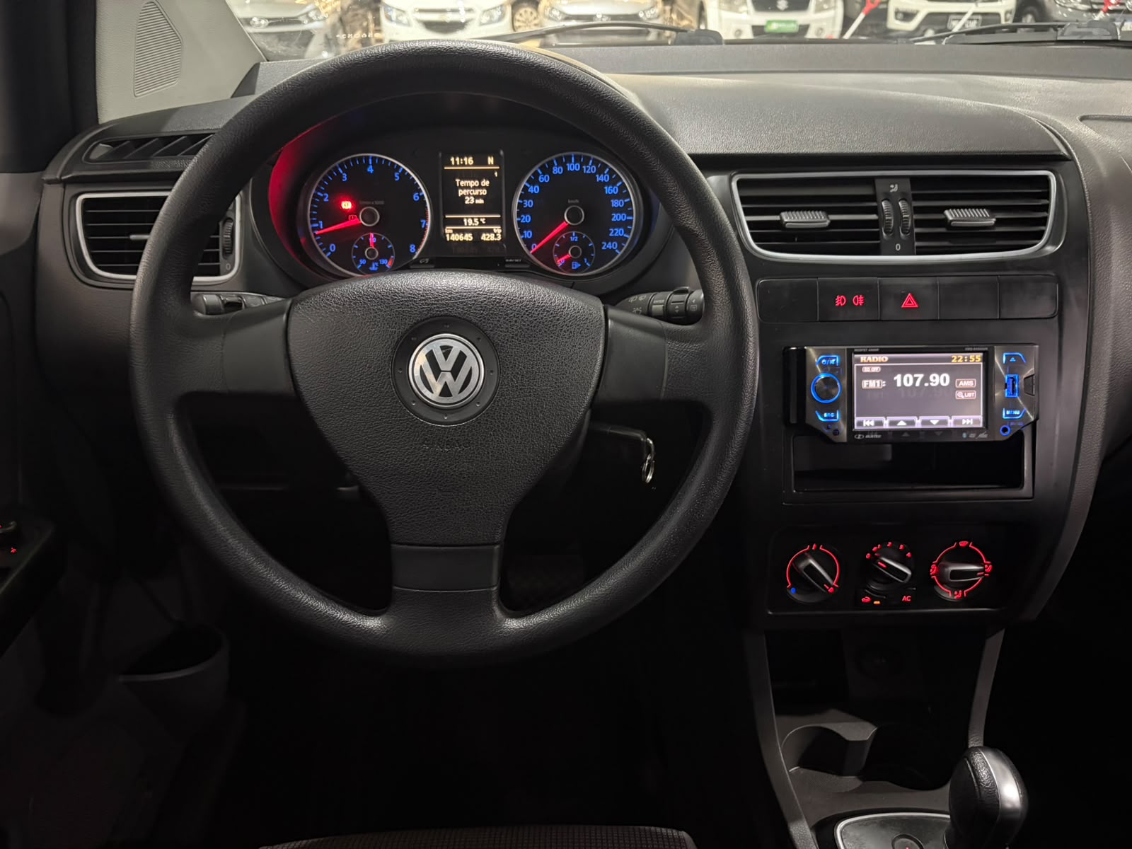 VOLKSWAGEN FOX