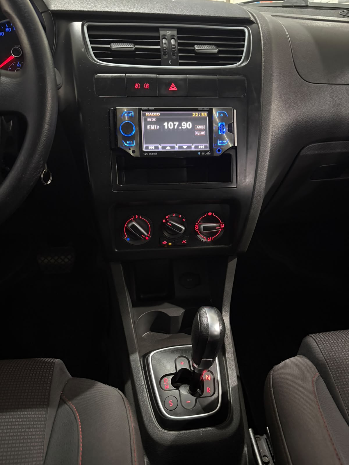VOLKSWAGEN FOX