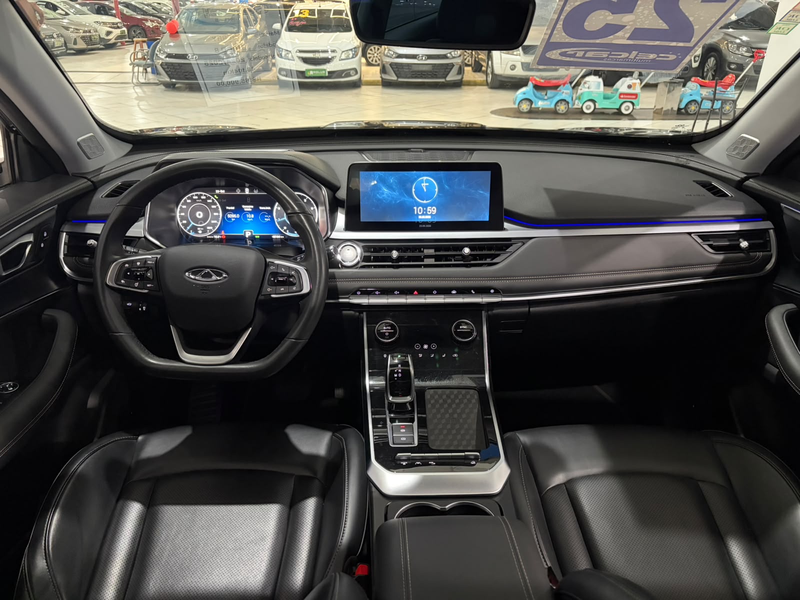 CHERY TIGGO 8