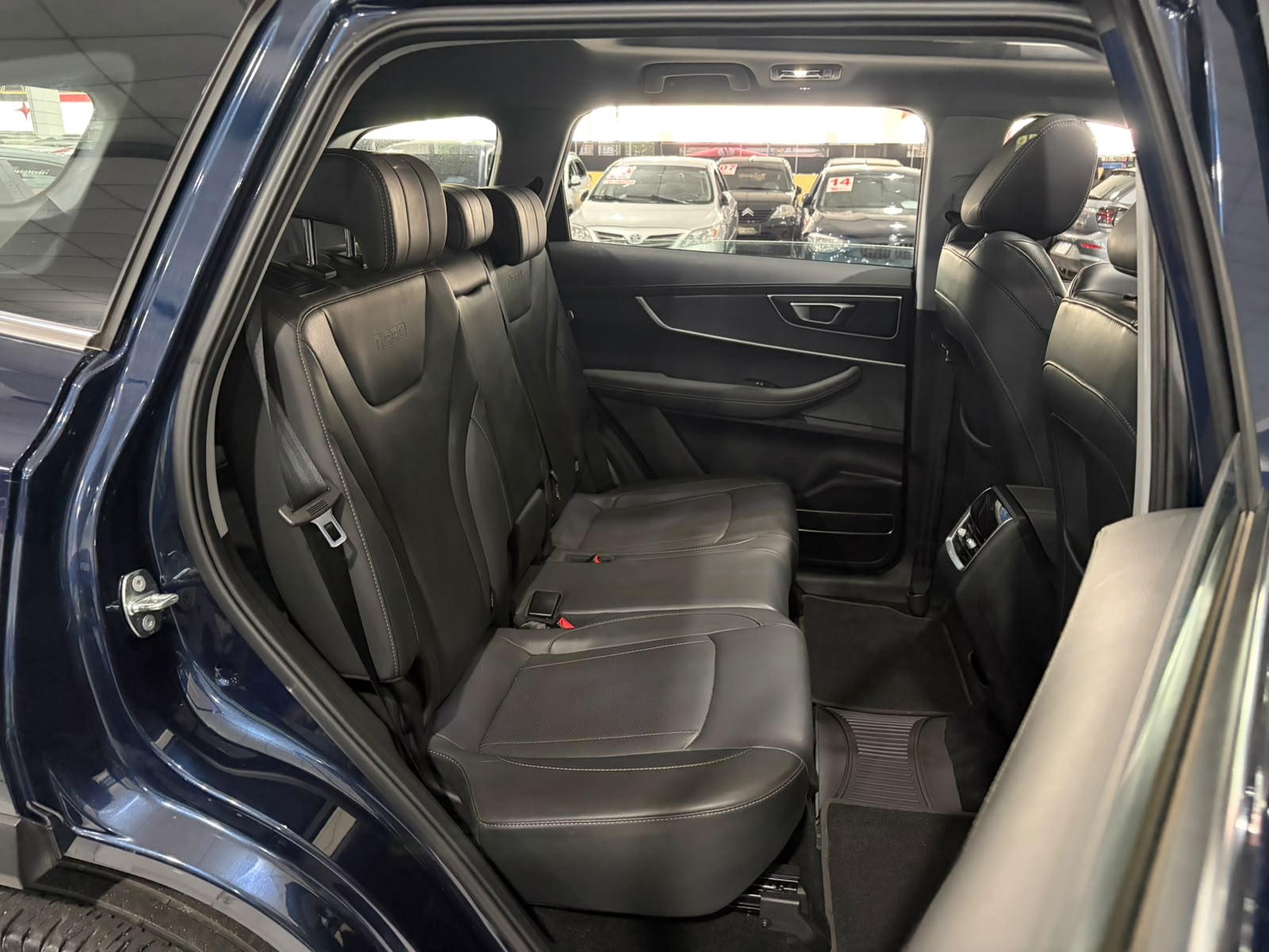 CHERY TIGGO 8