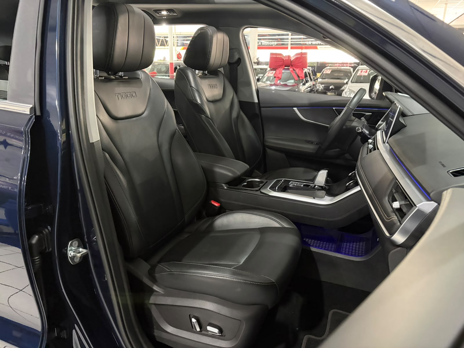 CHERY TIGGO 8