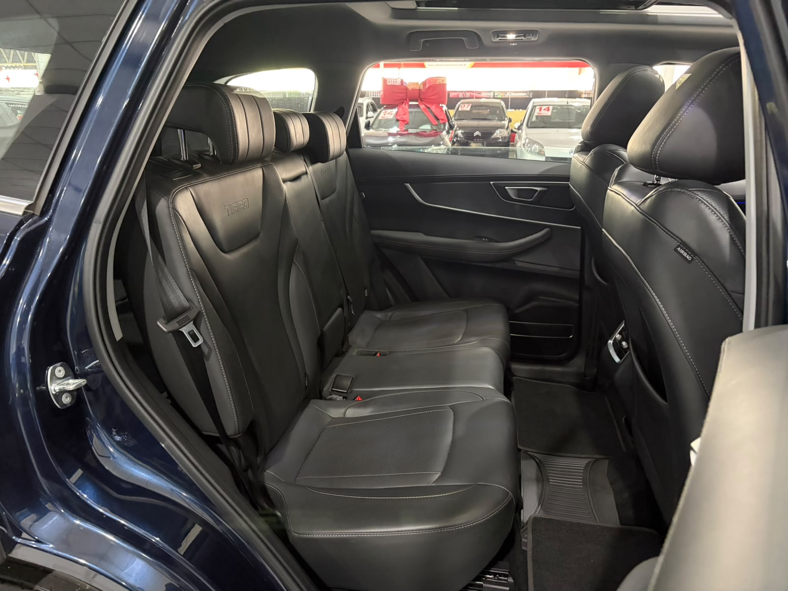 CHERY TIGGO 8