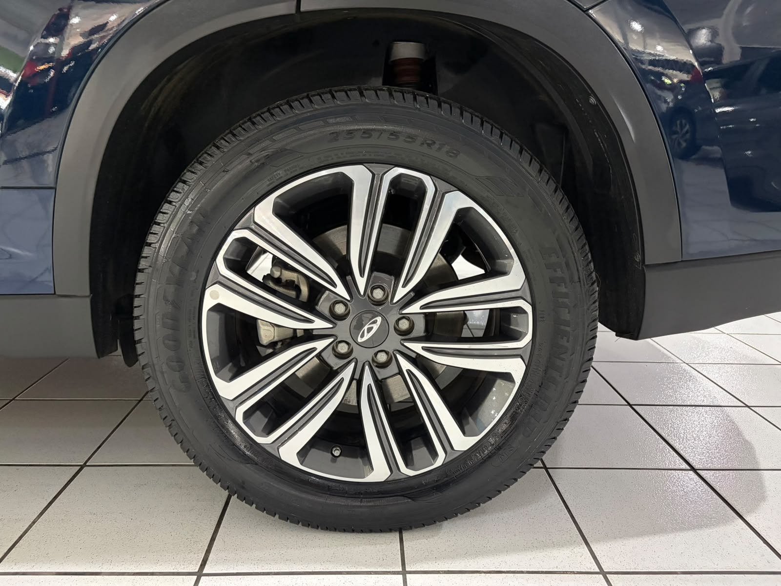 CHERY TIGGO 8