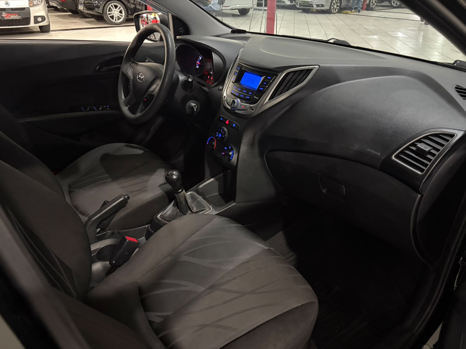 HYUNDAI HB20