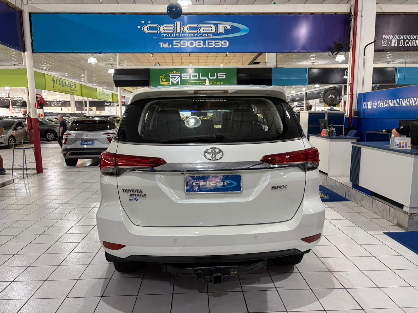 TOYOTA HILUX SW4