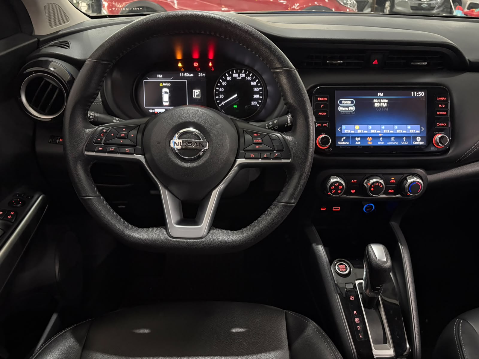 NISSAN KICKS