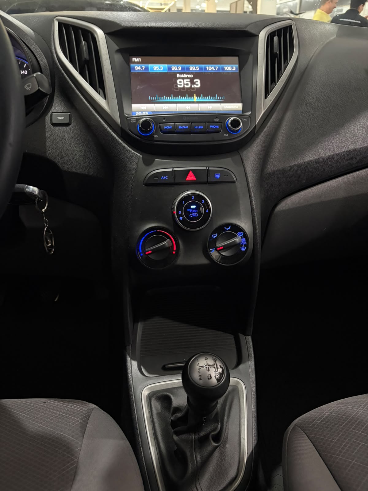 HYUNDAI HB20S