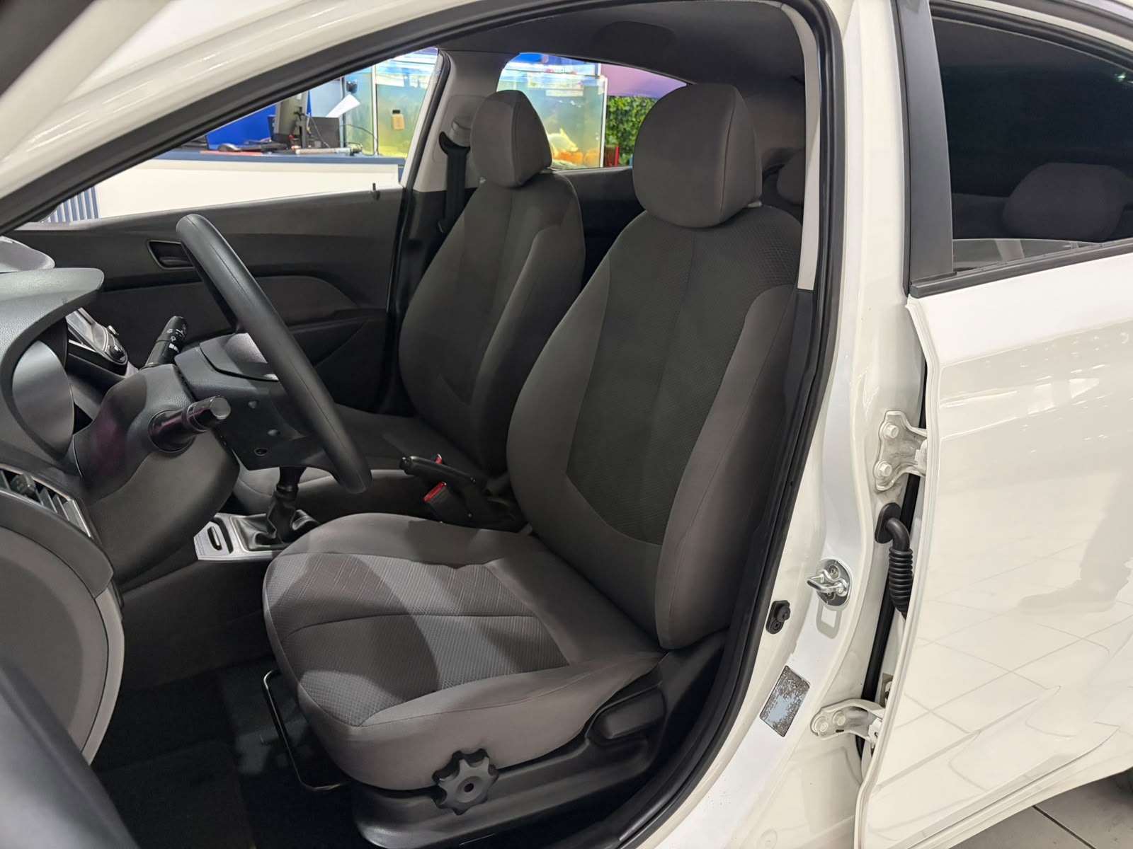 HYUNDAI HB20S