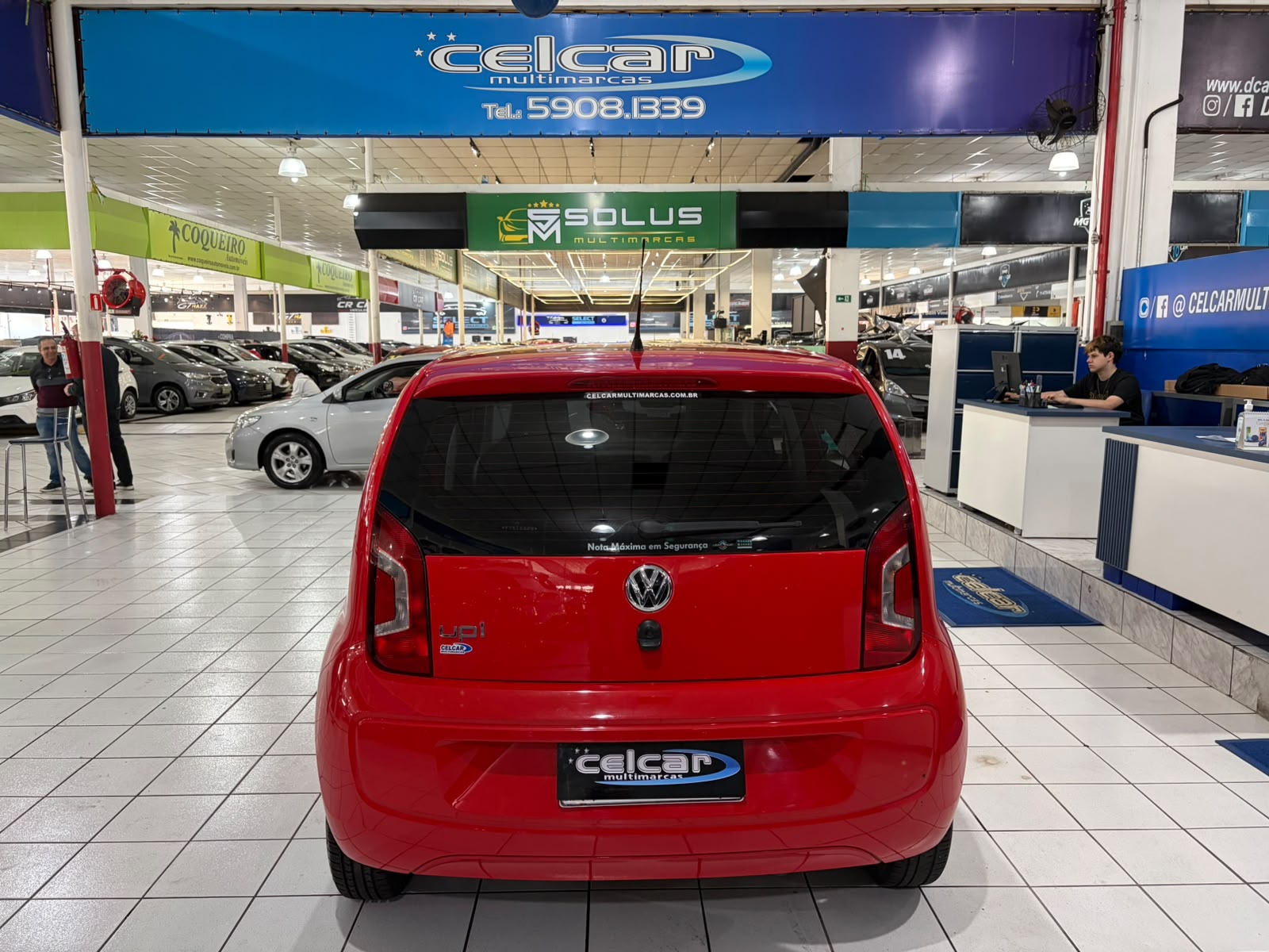 VOLKSWAGEN UP
