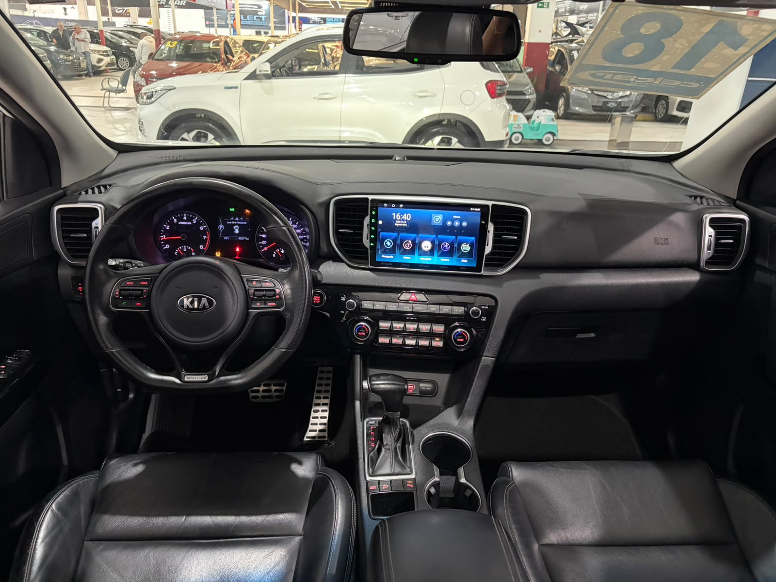 KIA SPORTAGE