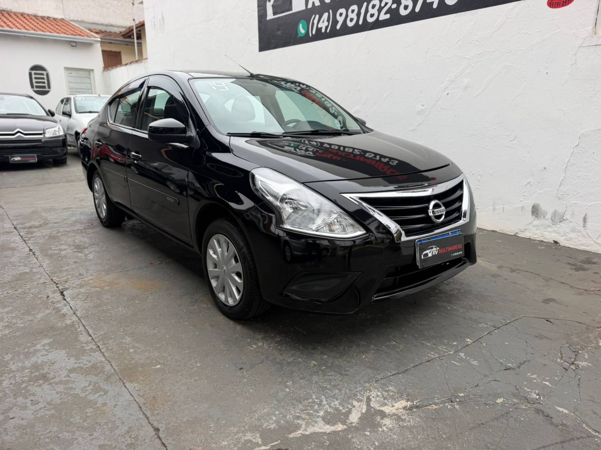 NISSAN VERSA