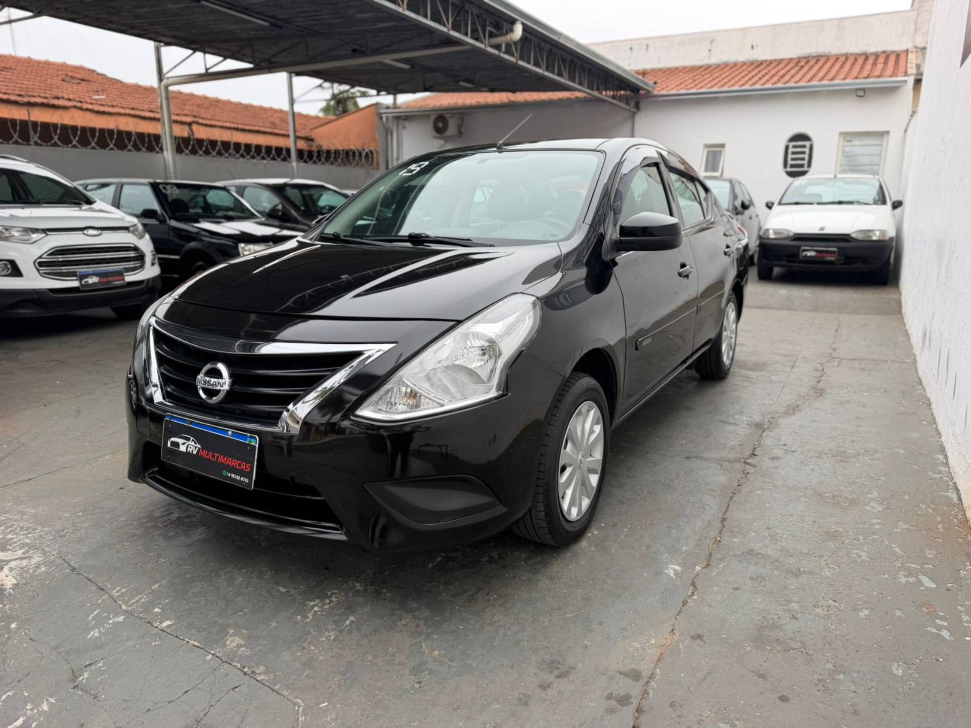 NISSAN VERSA