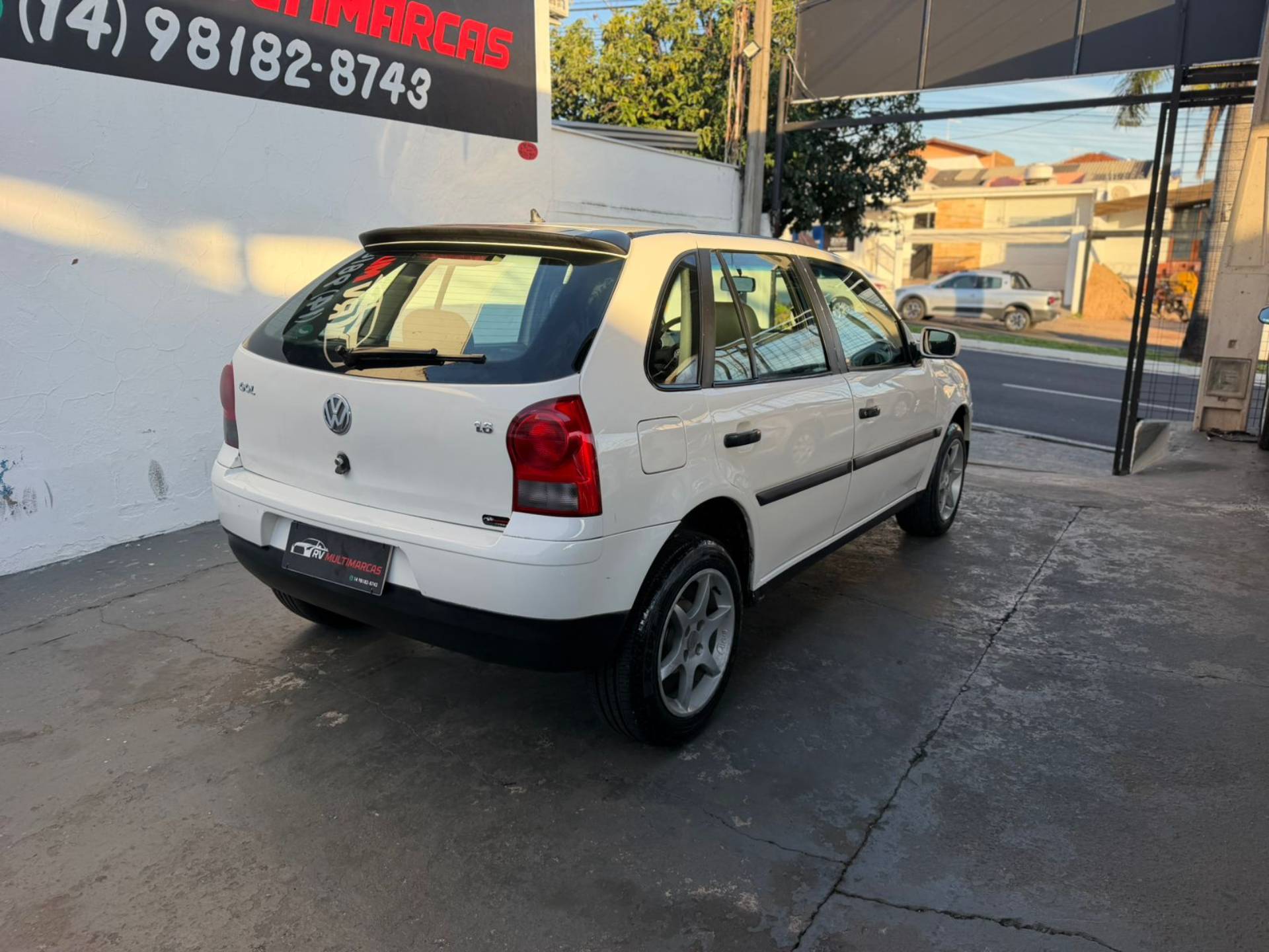 VOLKSWAGEN GOL