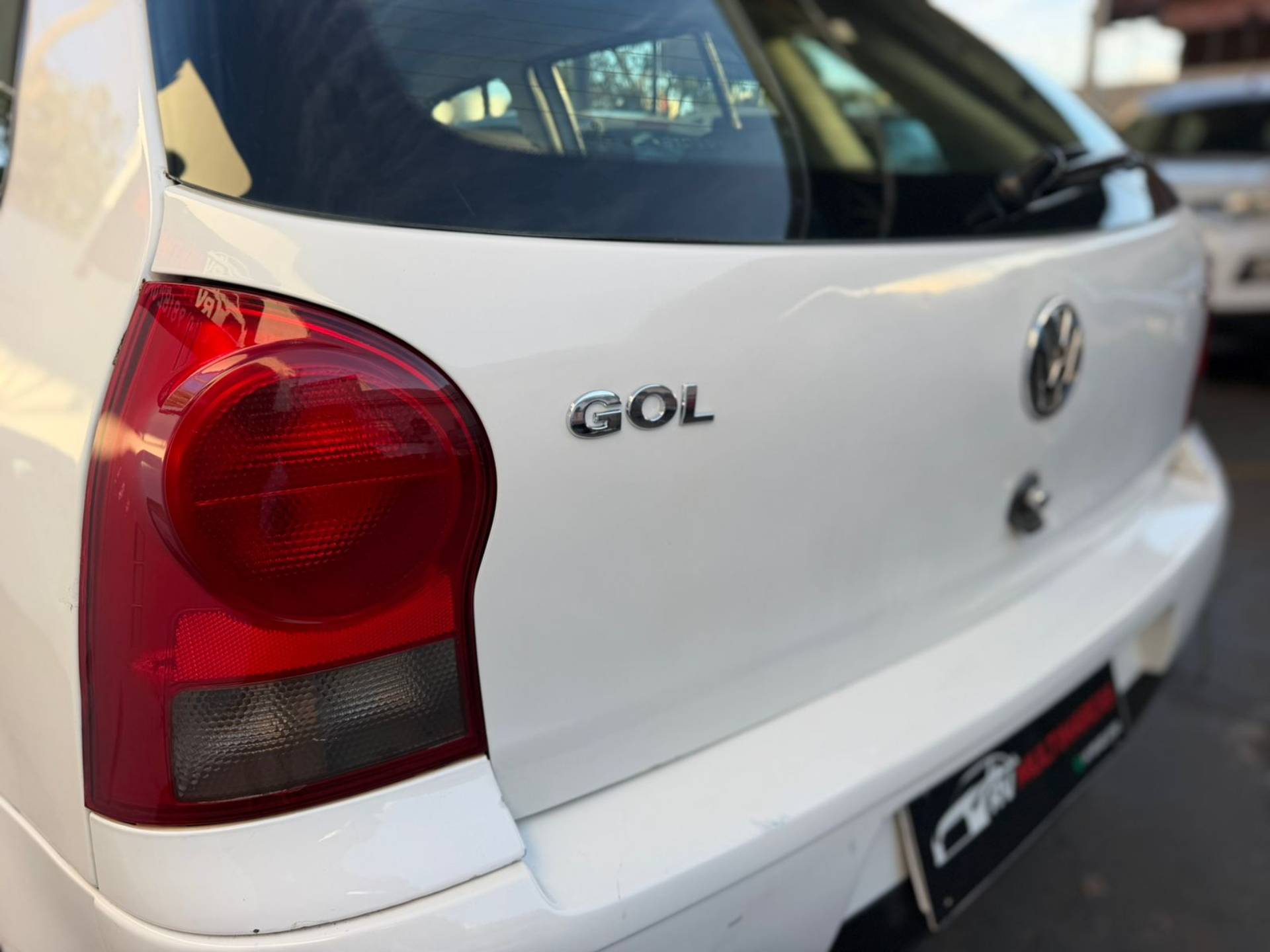 VOLKSWAGEN GOL