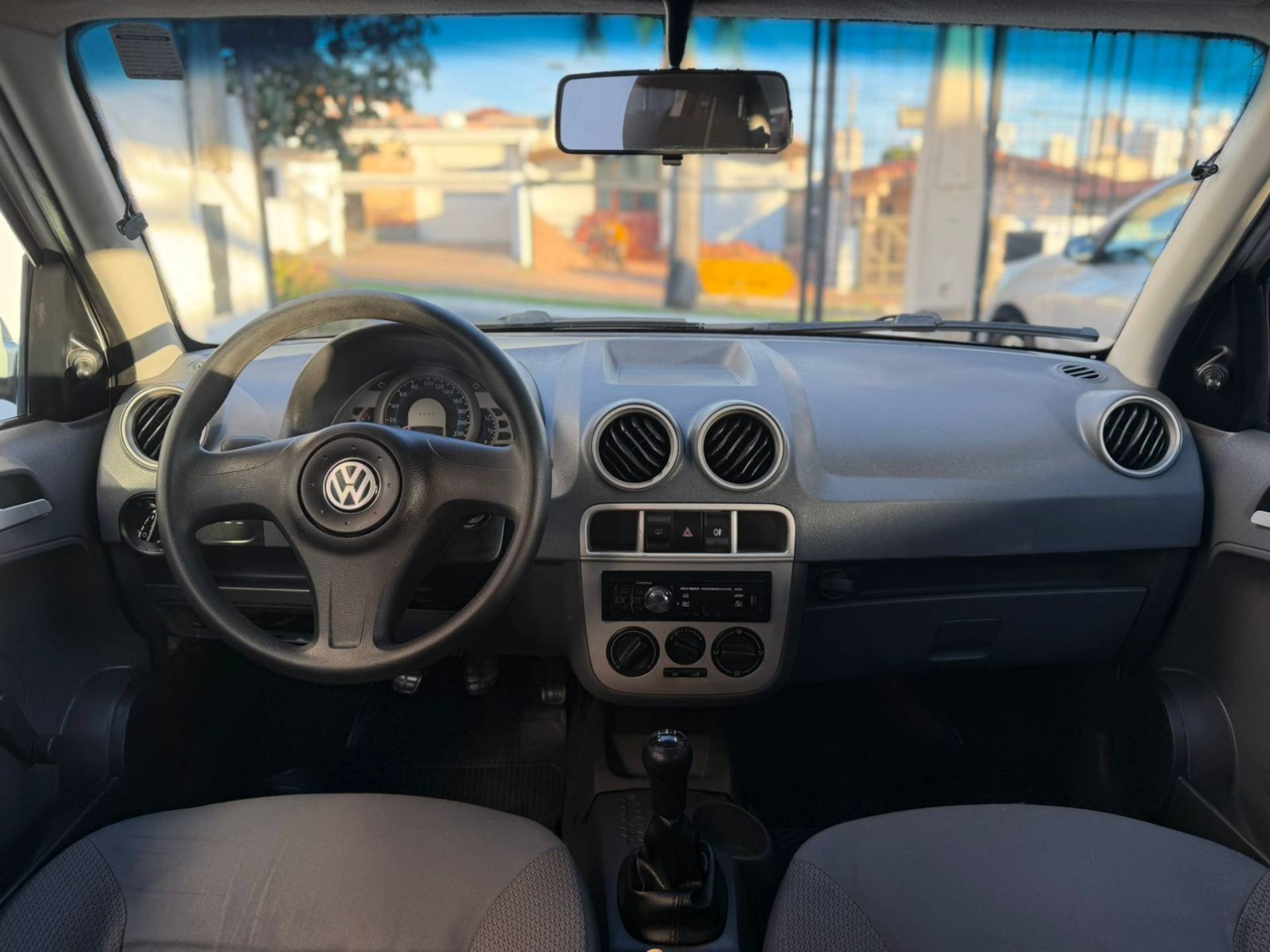 VOLKSWAGEN GOL