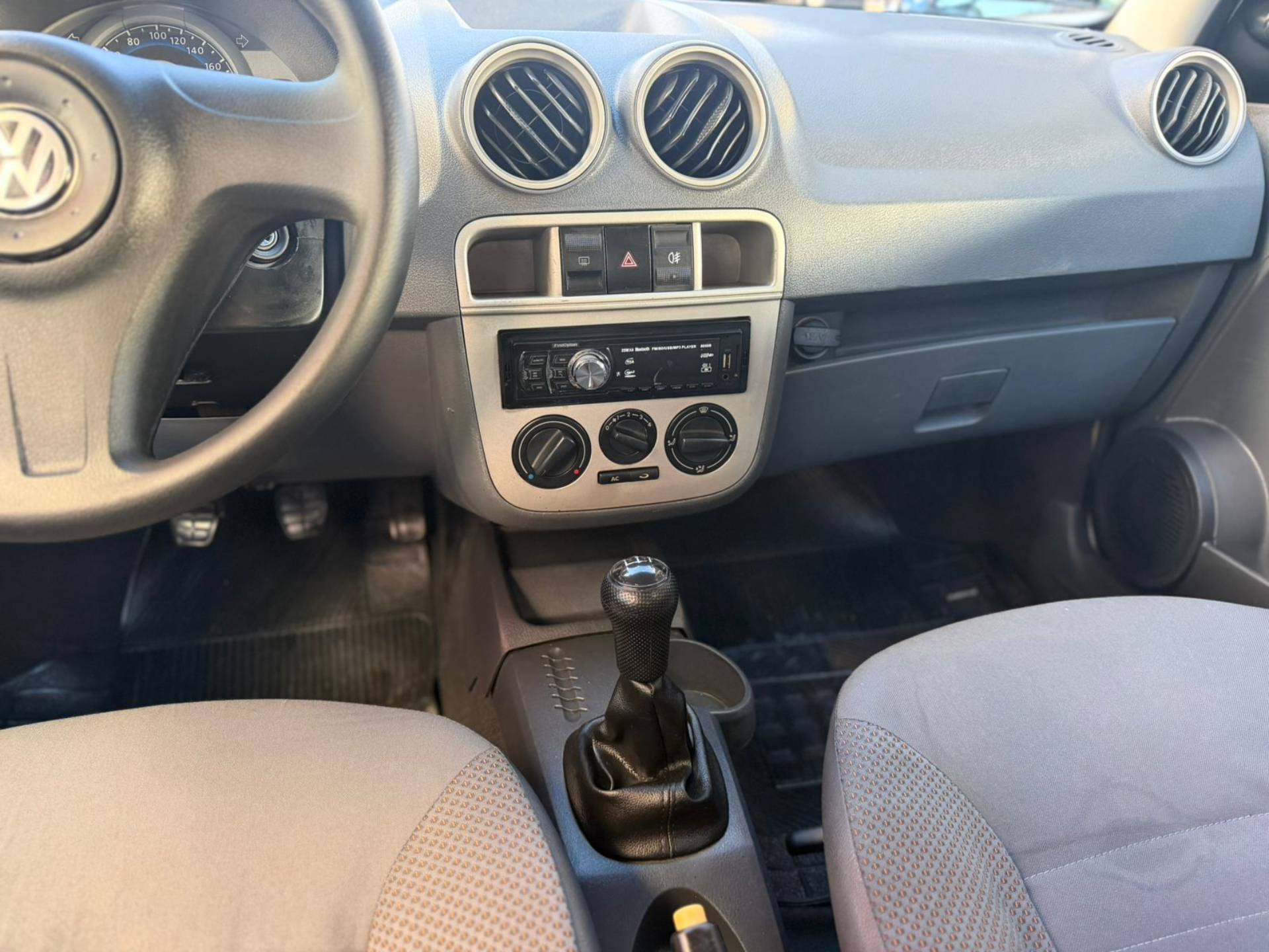 VOLKSWAGEN GOL