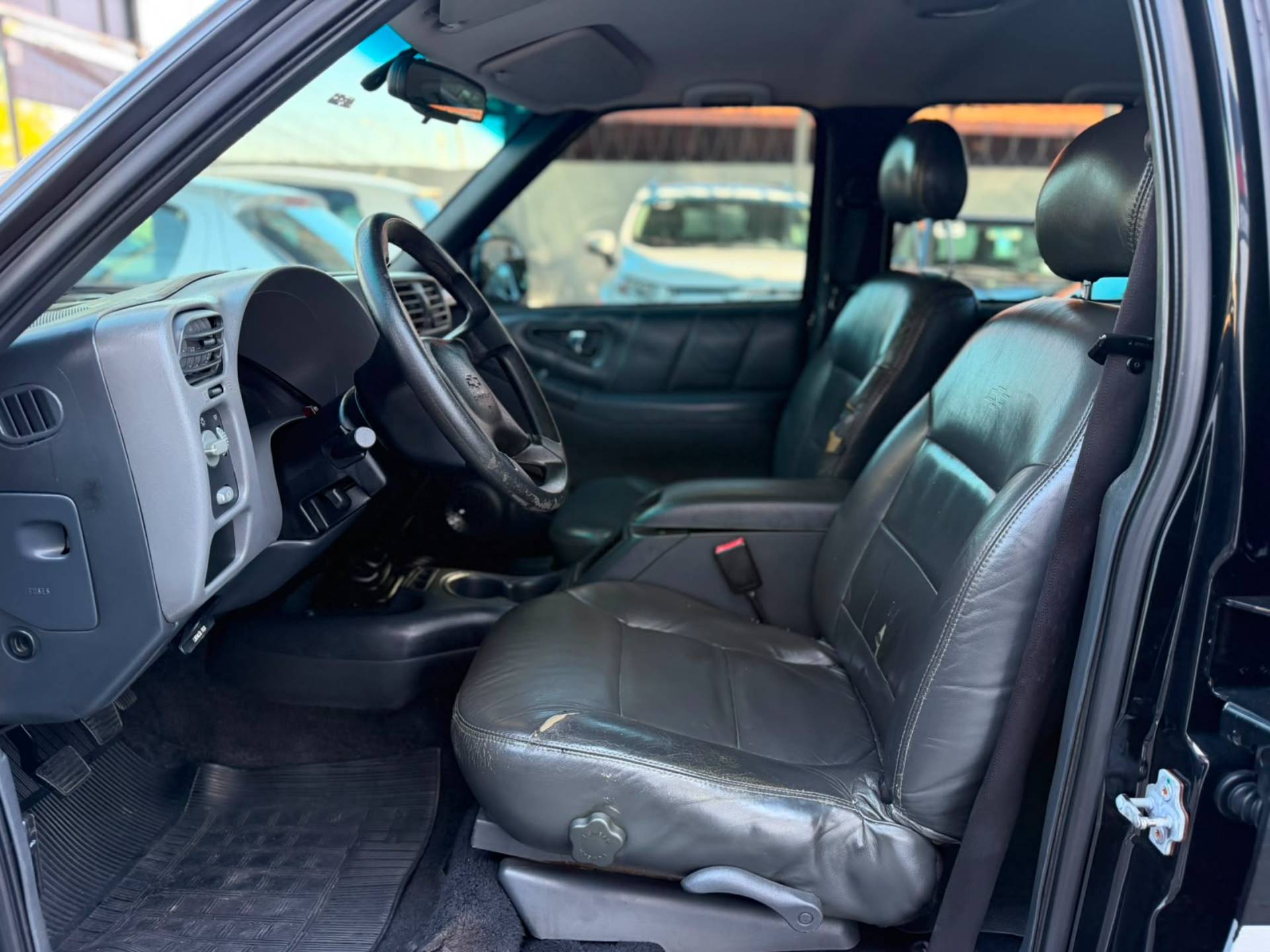 CHEVROLET S10