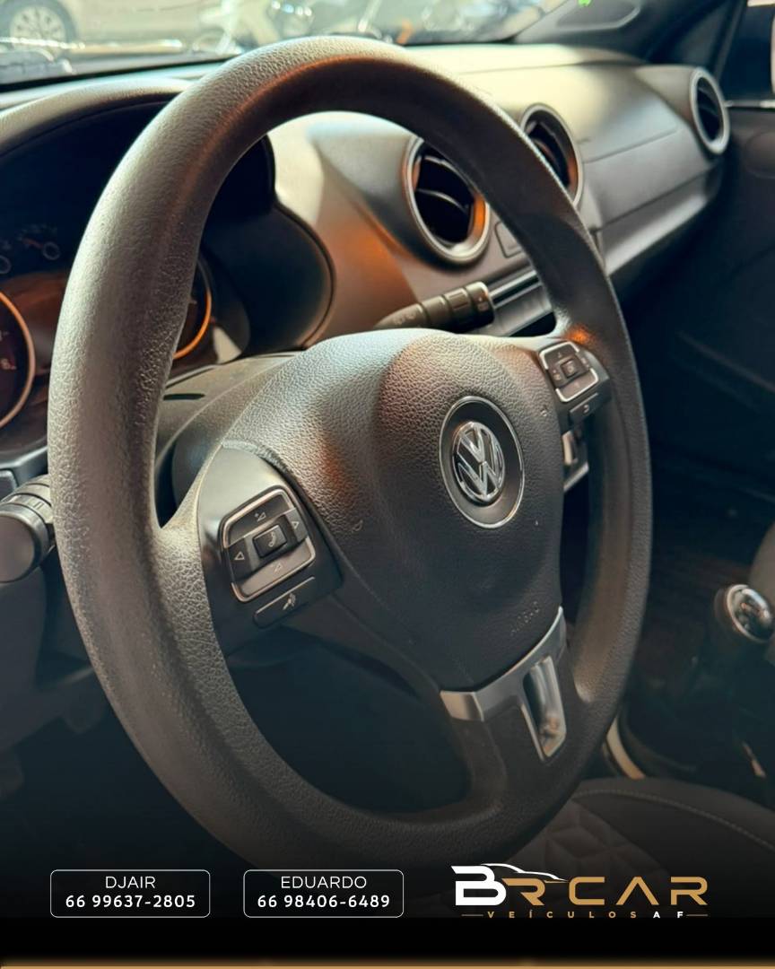 VOLKSWAGEN GOL