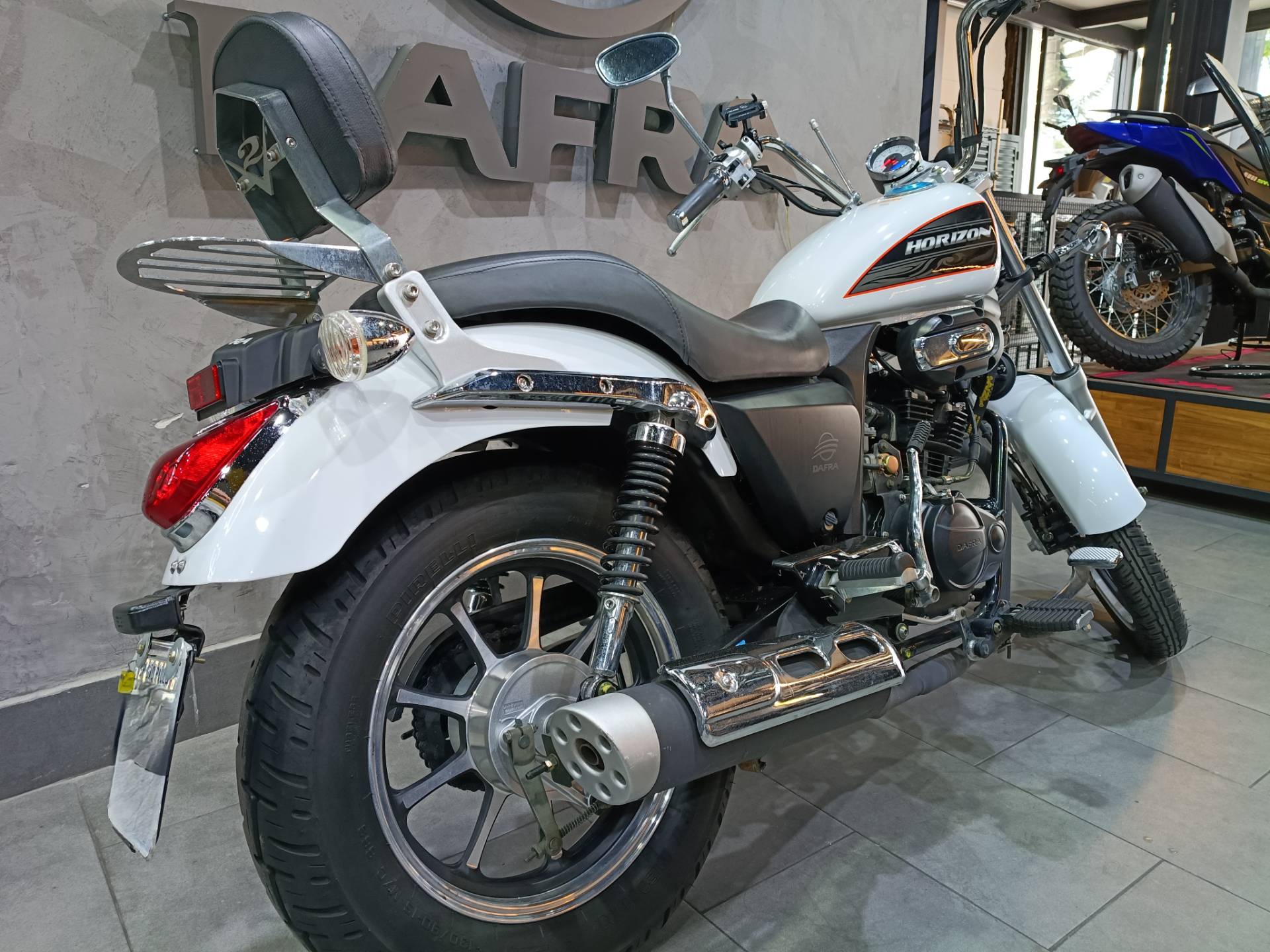 DAFRA HORIZON 150