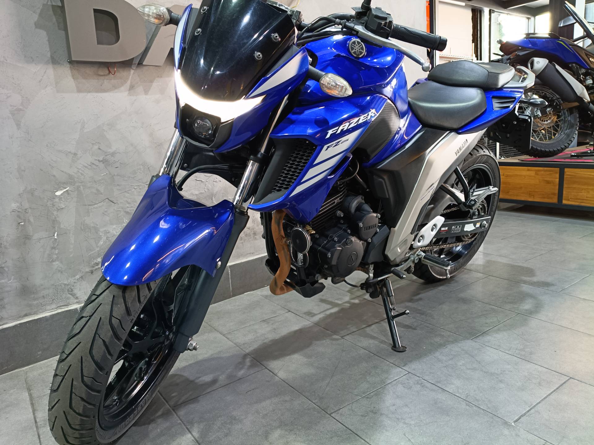 YAMAHA FAZER 250 BLUEFLEX