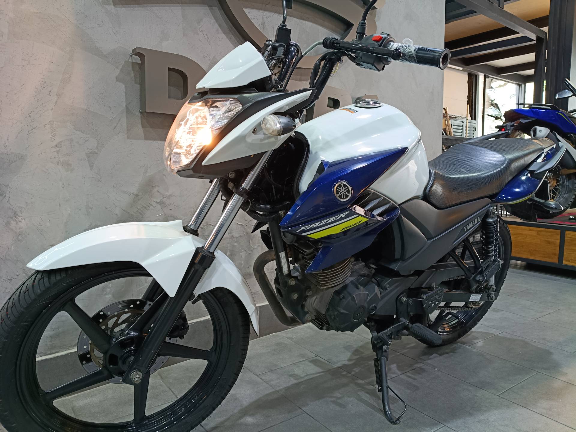 YAMAHA FAZER YS 150 ED