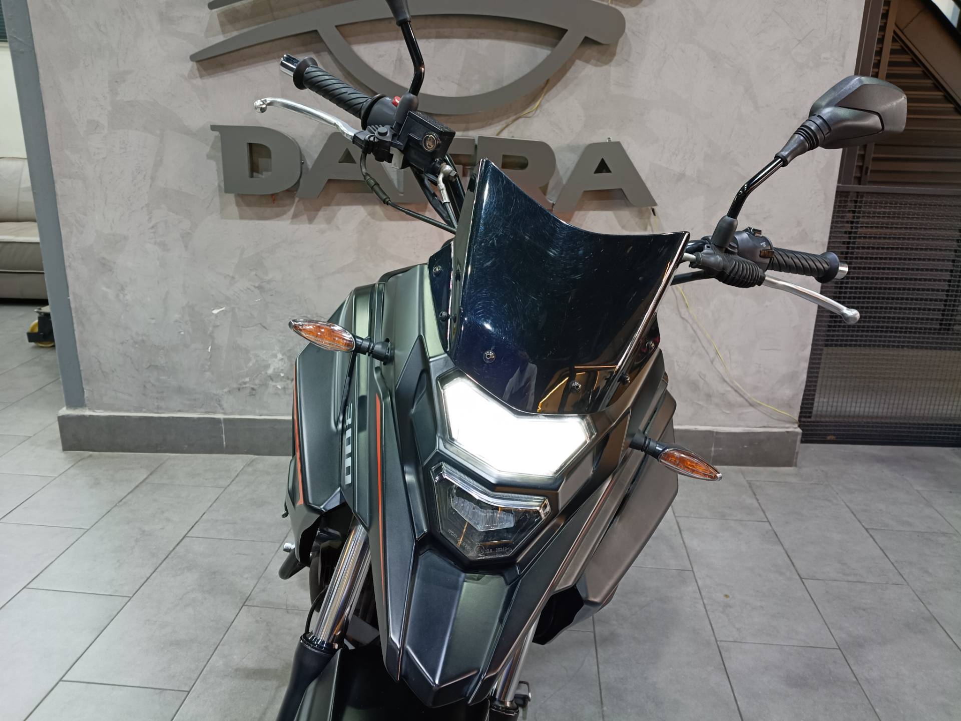 DAFRA NH 300 ABS