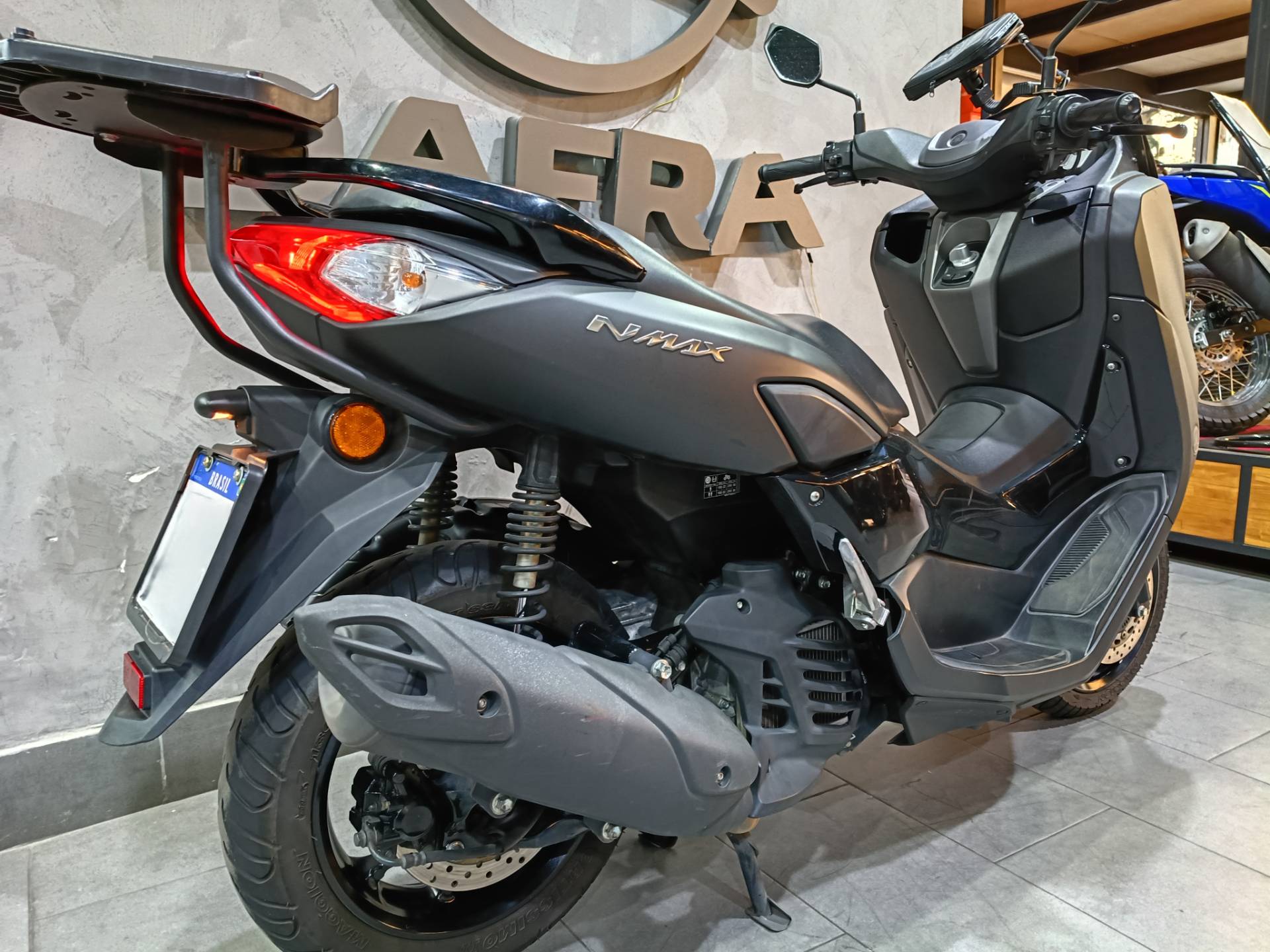 YAMAHA NMAX 160 ABS