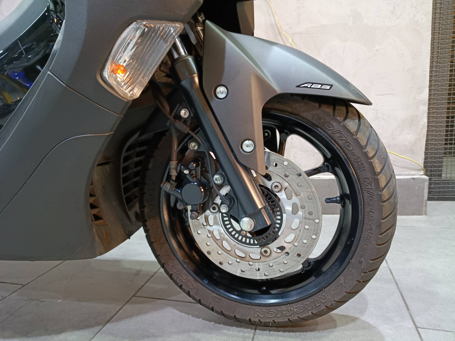 YAMAHA NMAX 160 ABS