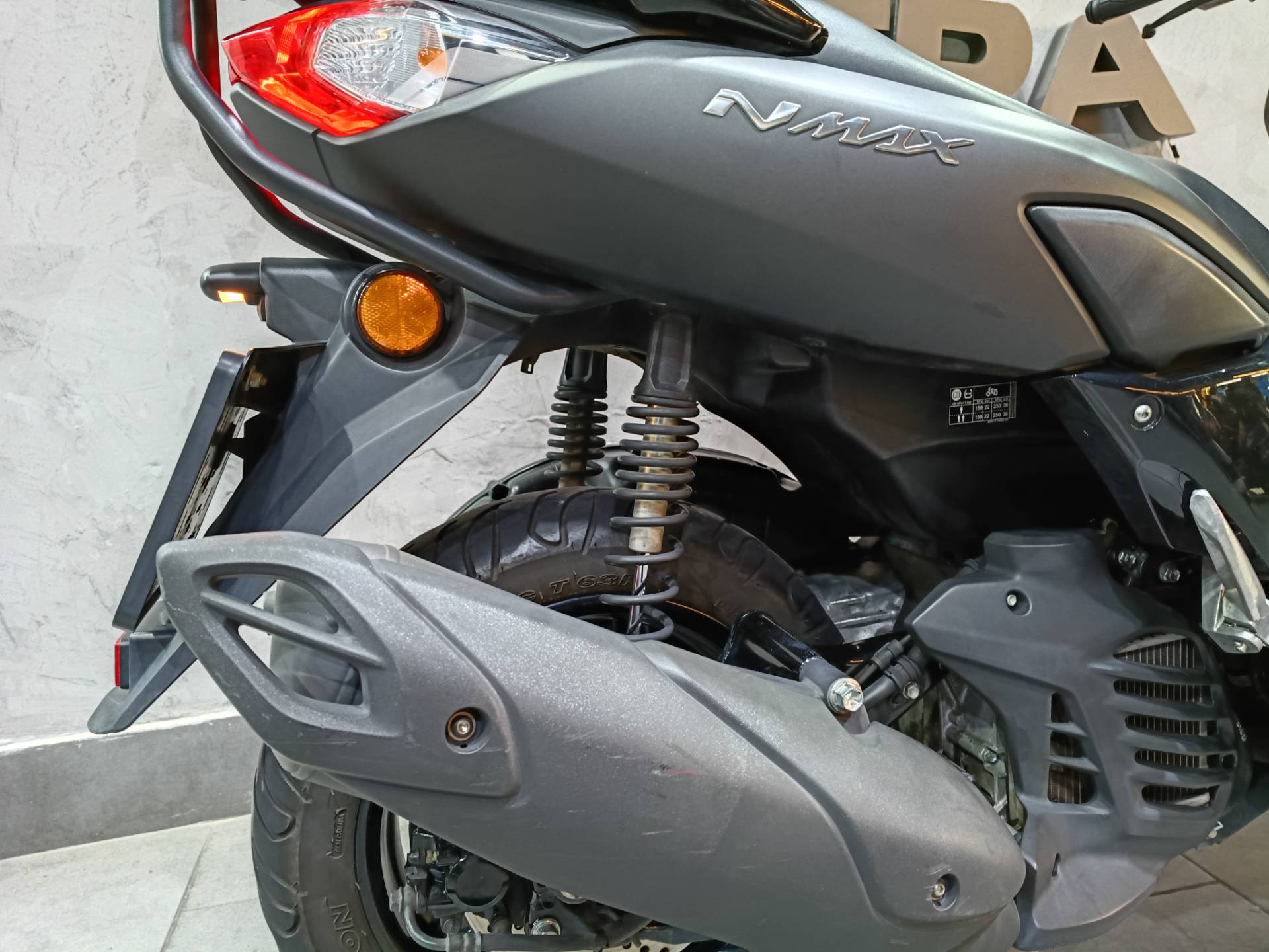 YAMAHA NMAX 160 ABS