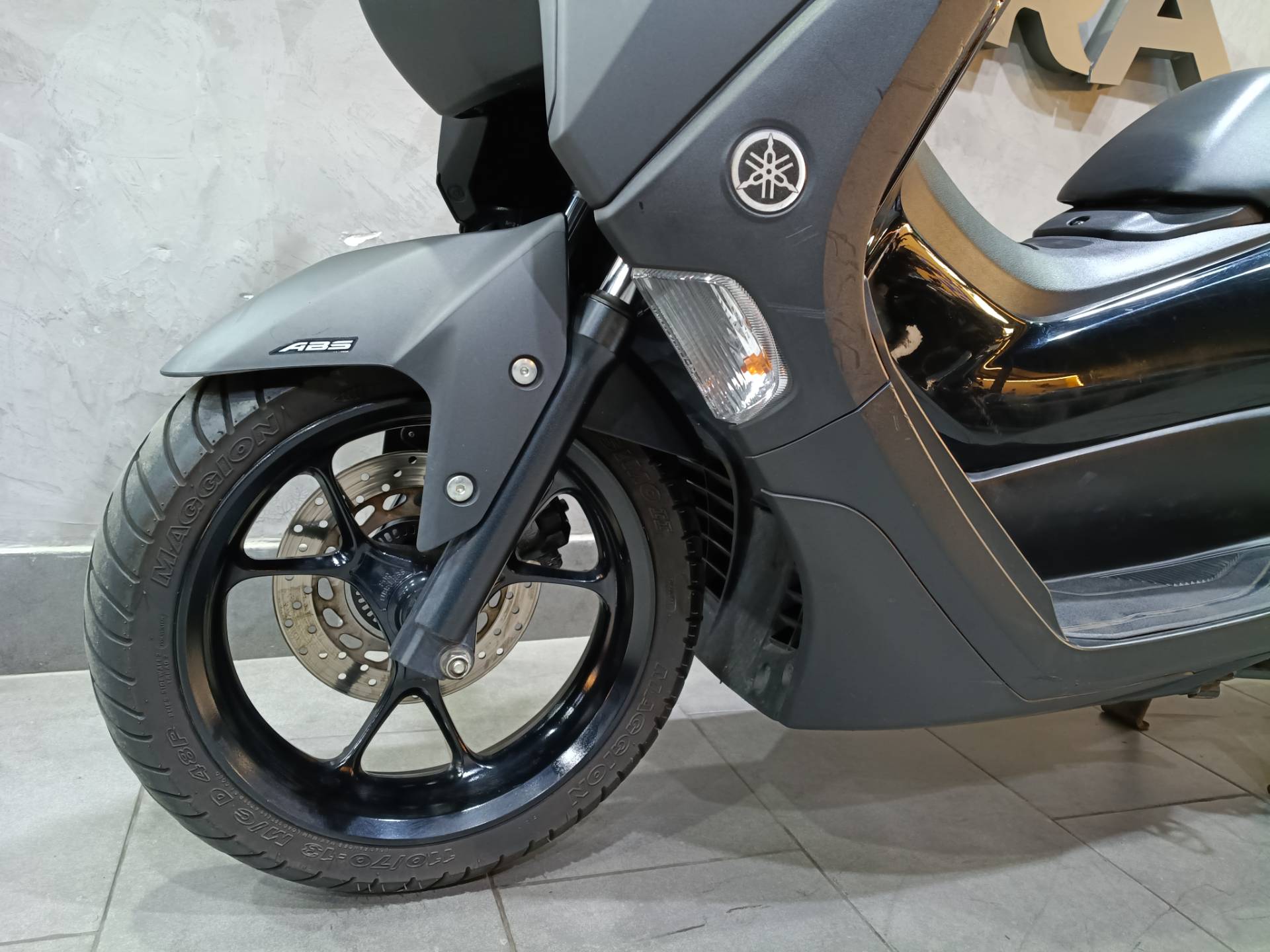YAMAHA NMAX 160 ABS
