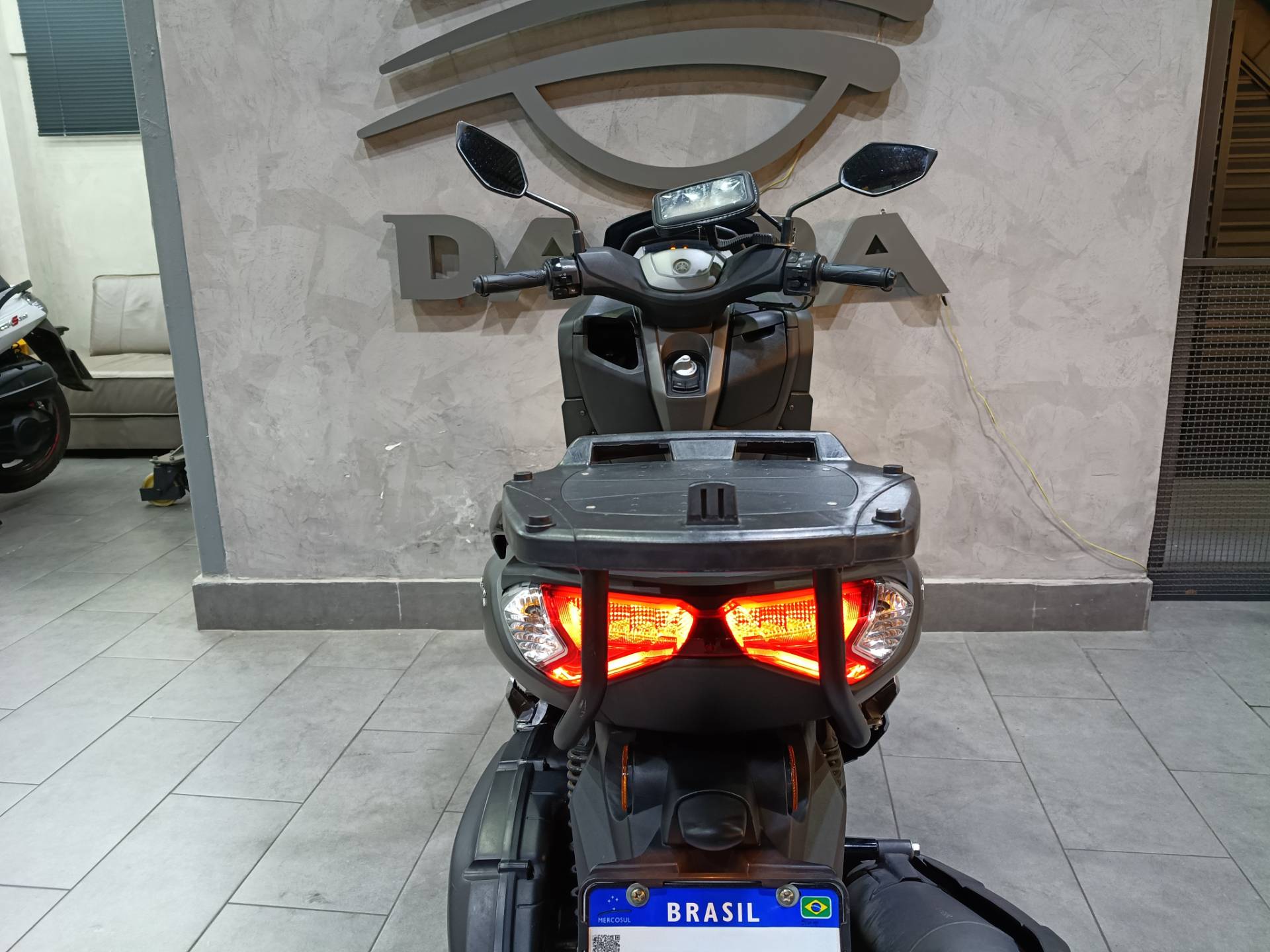 YAMAHA NMAX 160 ABS