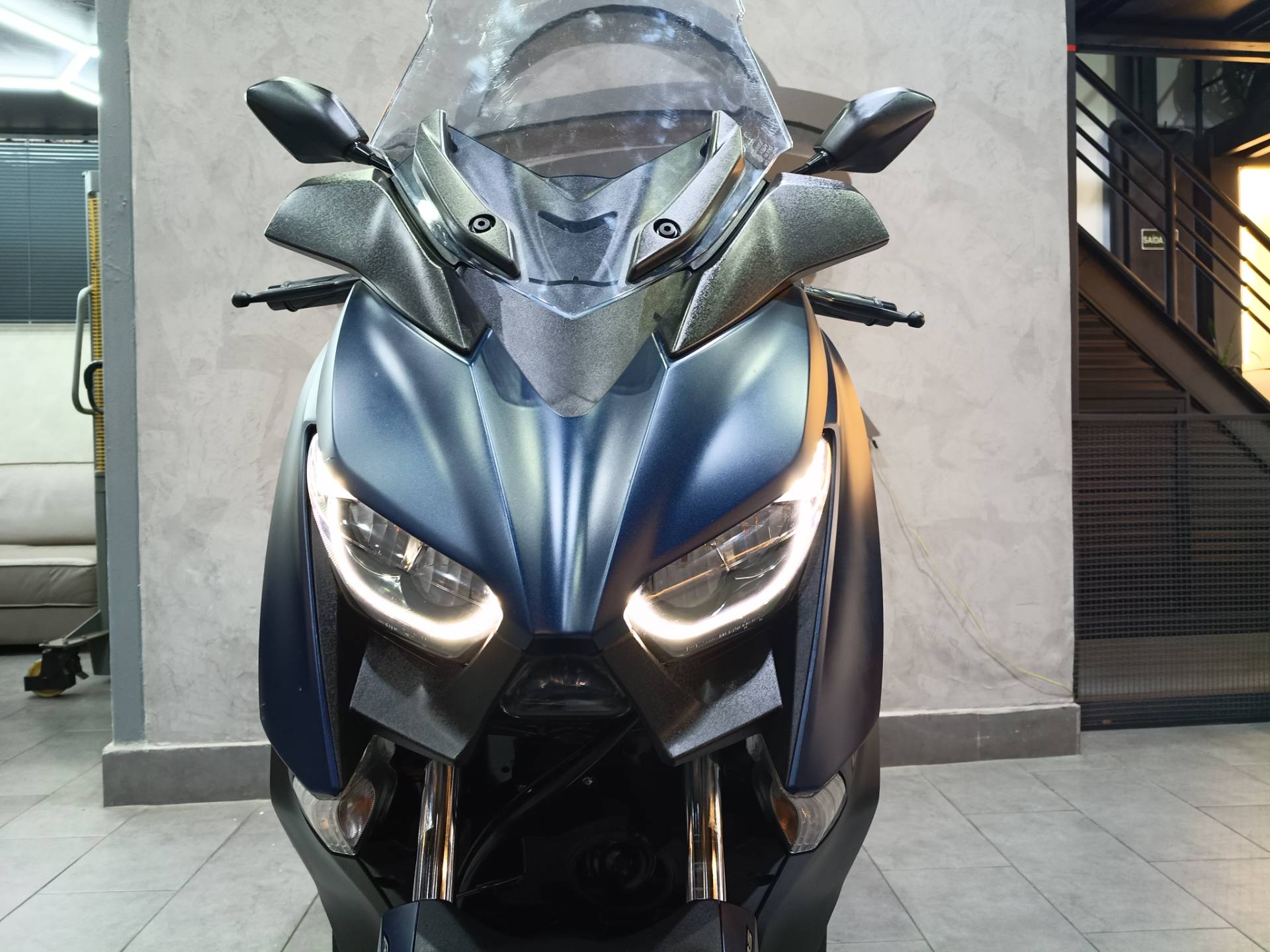 YAMAHA XMAX ABS