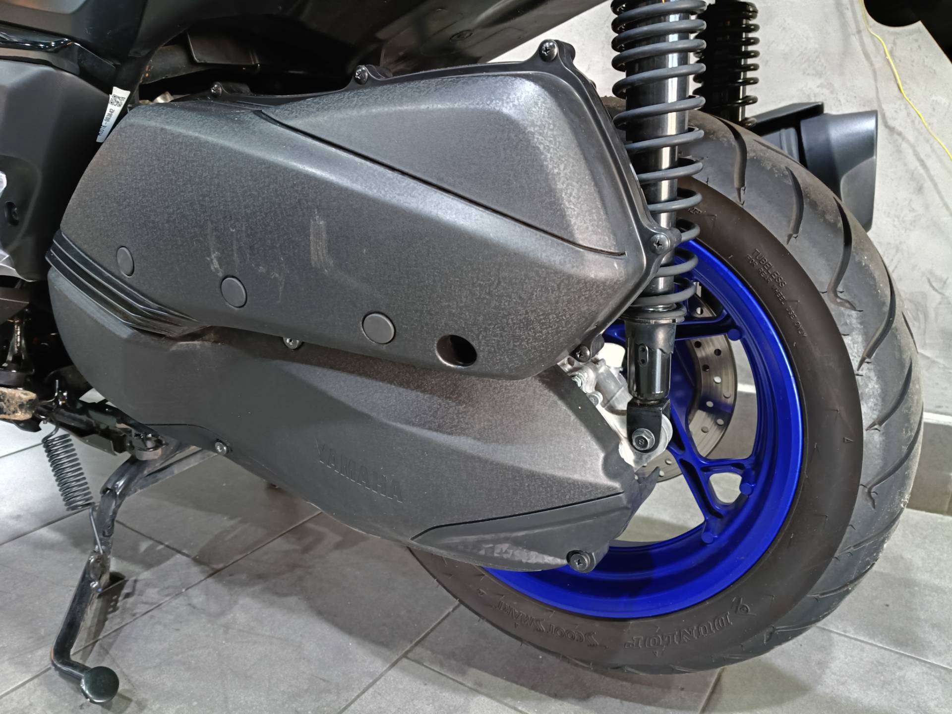 YAMAHA XMAX 300 CONNECTED ABS