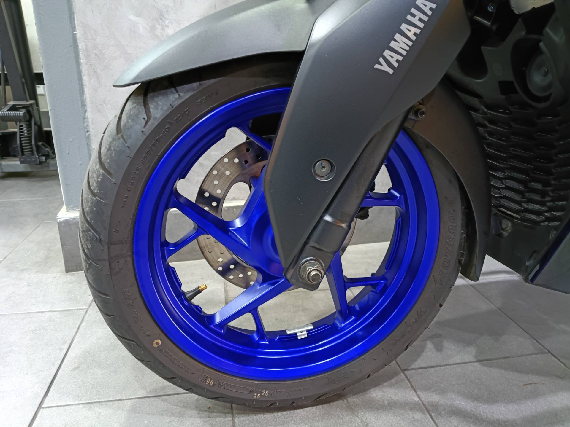 YAMAHA XMAX 300 CONNECTED ABS