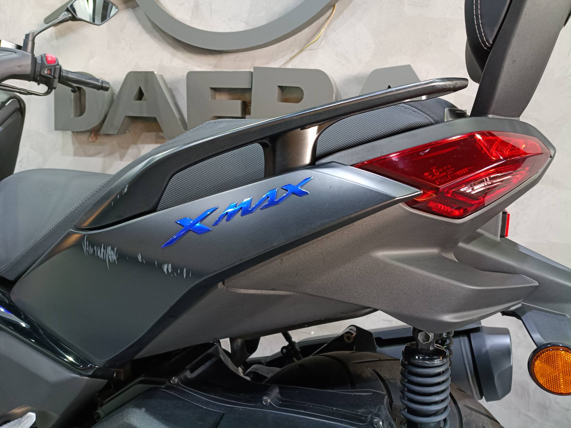 YAMAHA XMAX 300 CONNECTED ABS