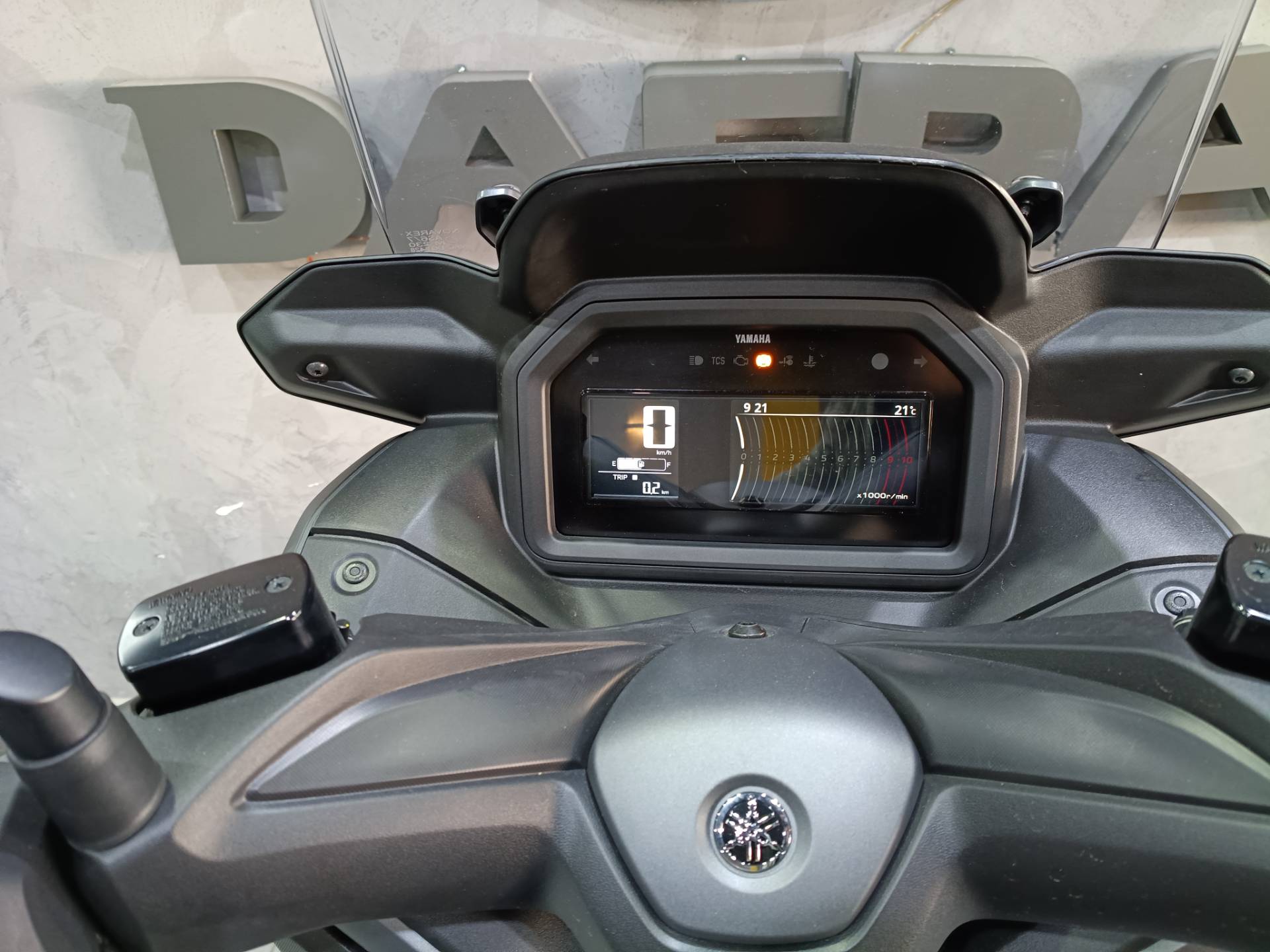 YAMAHA XMAX 300 CONNECTED ABS