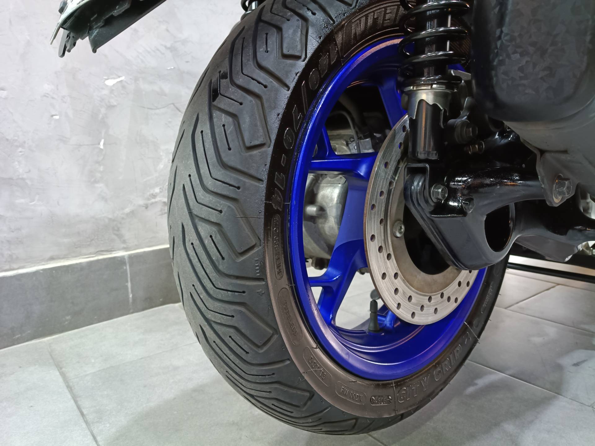 YAMAHA XMAX ABS