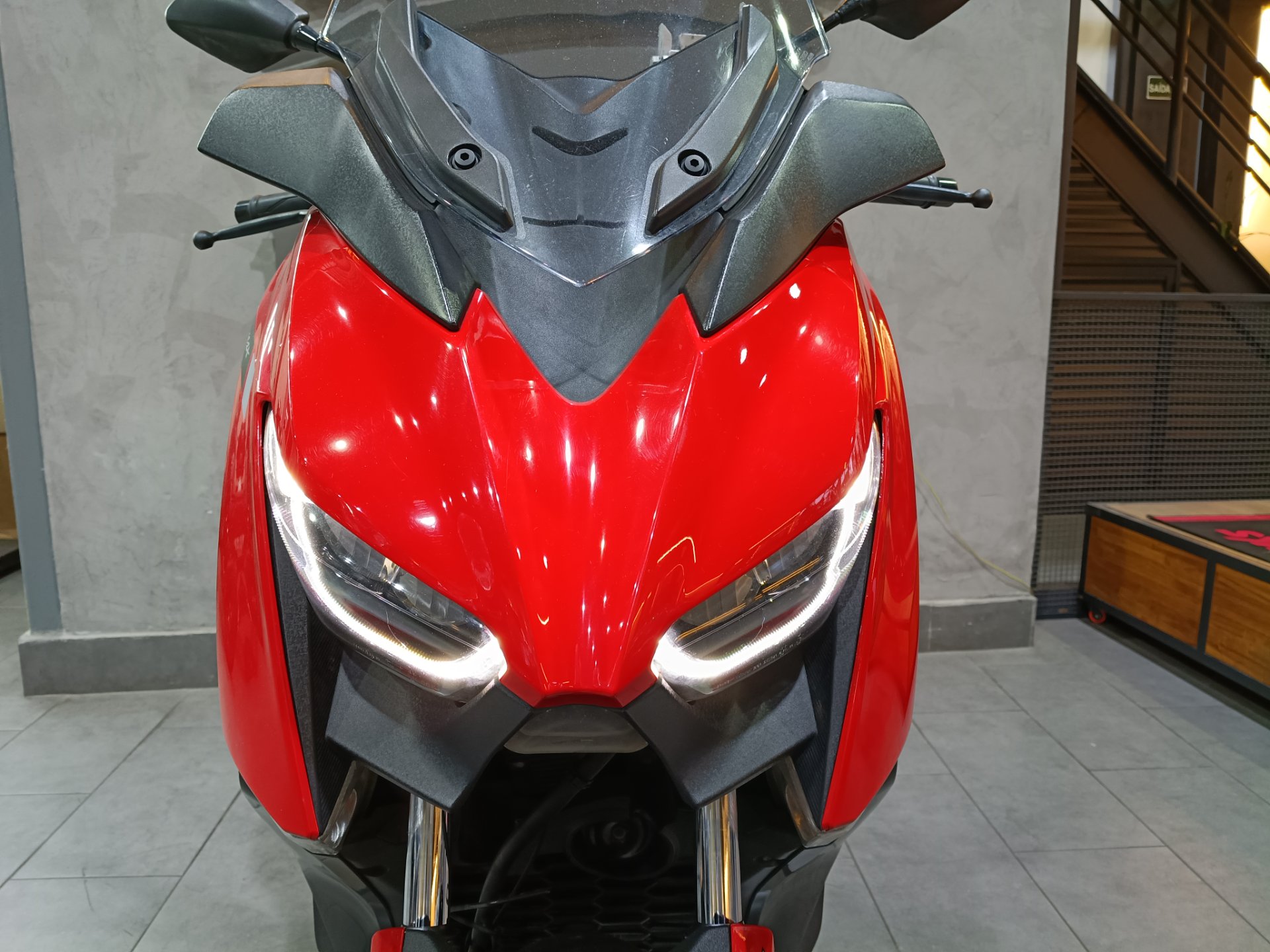 YAMAHA XMAX ABS