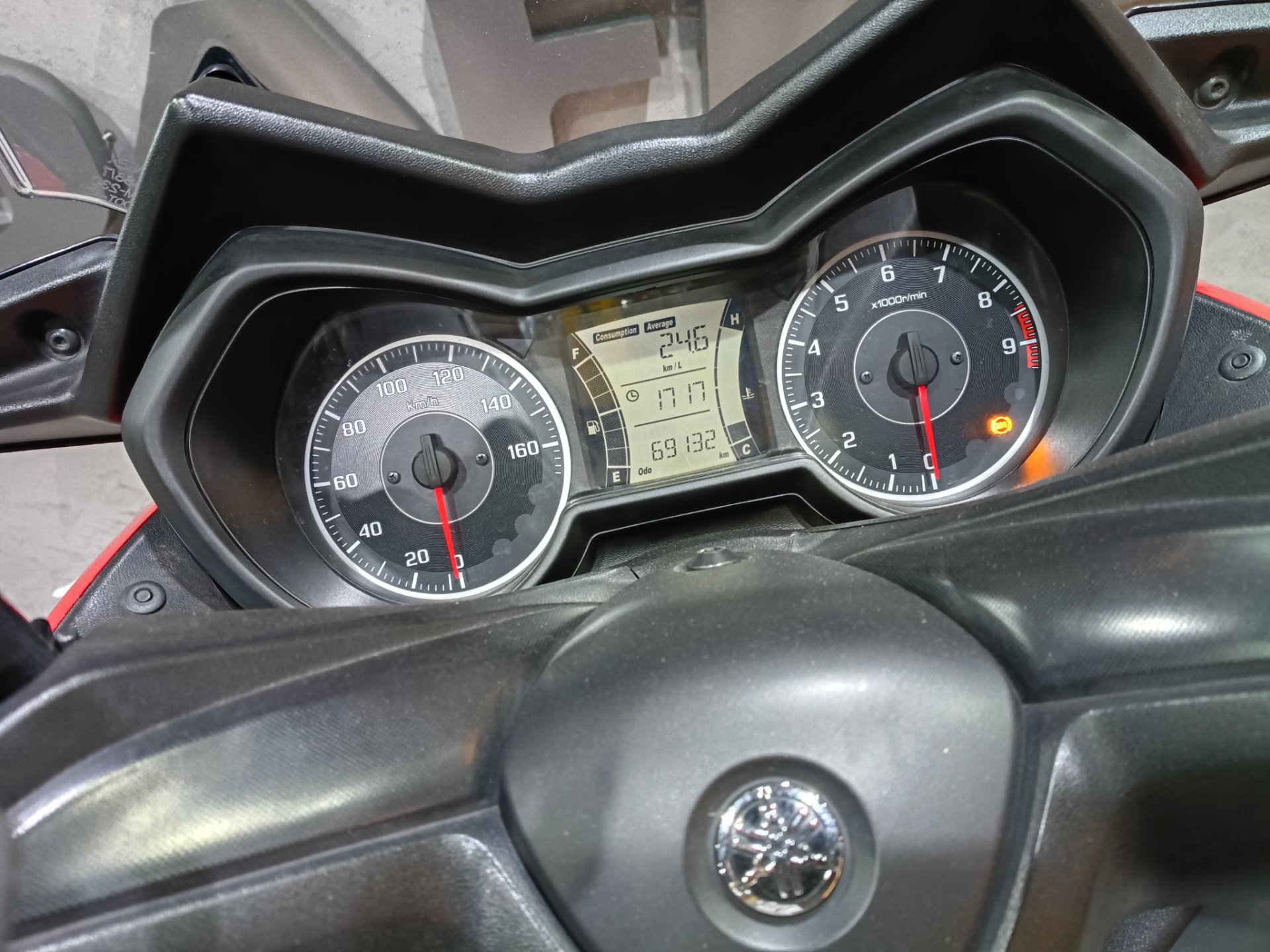 YAMAHA XMAX ABS