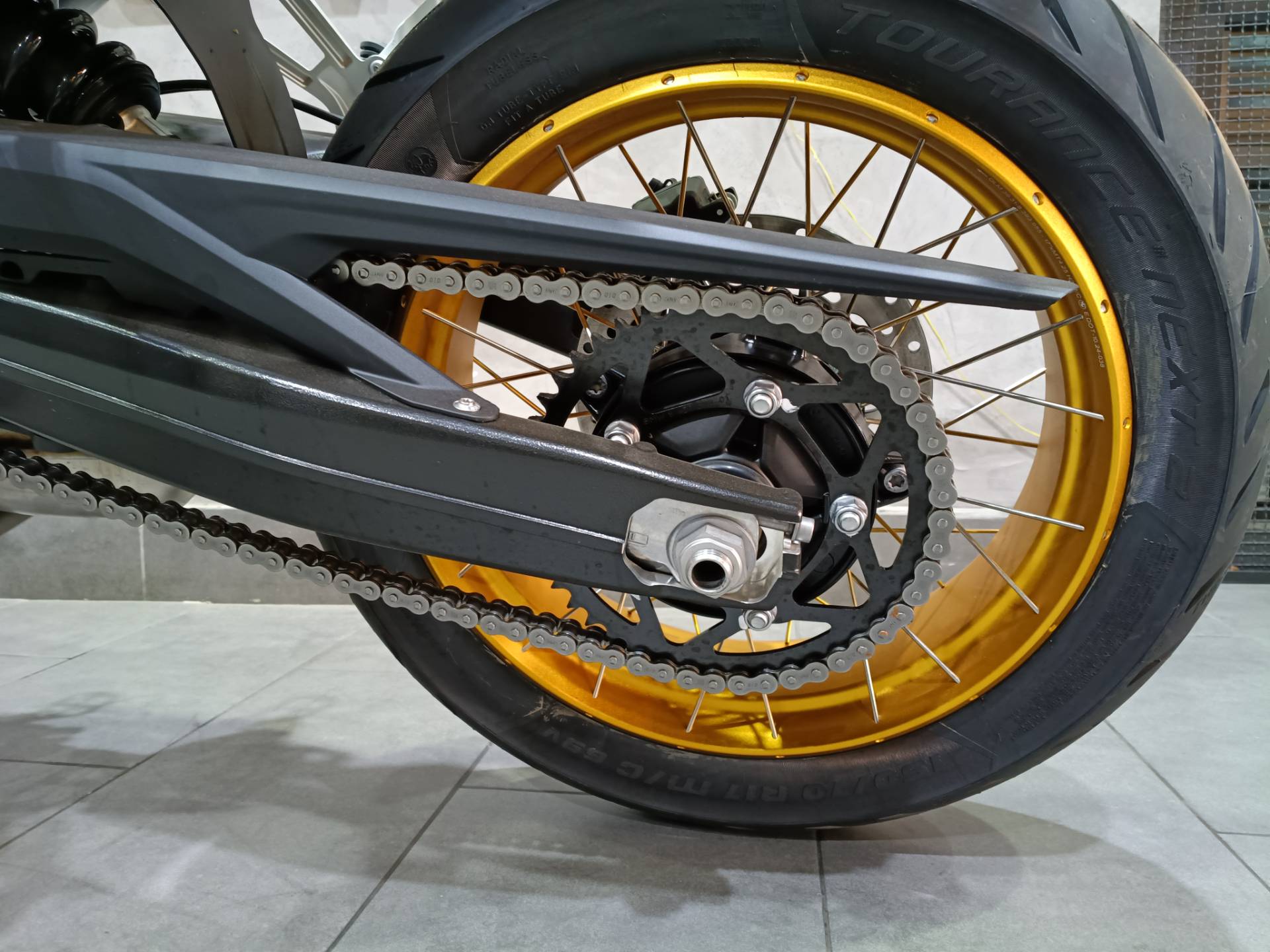 BMW F 900 GS ADVENTURE