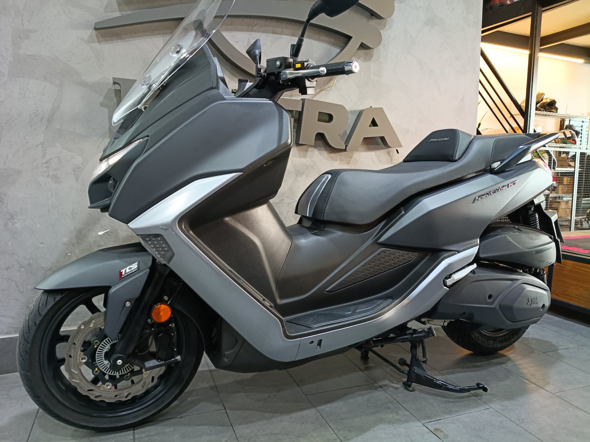DAFRA MAXSYM 400 GT