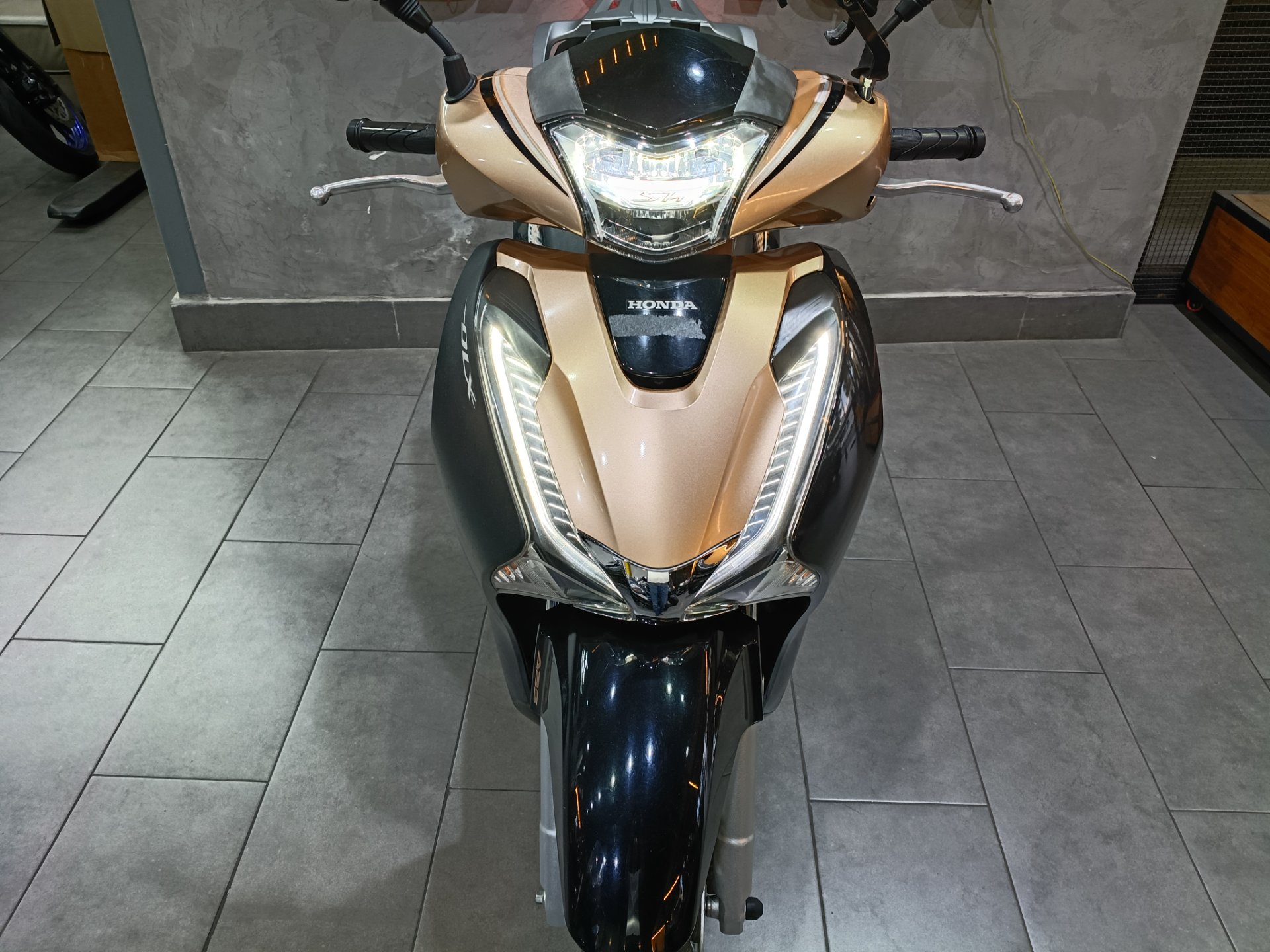 HONDA SH 150i DLX